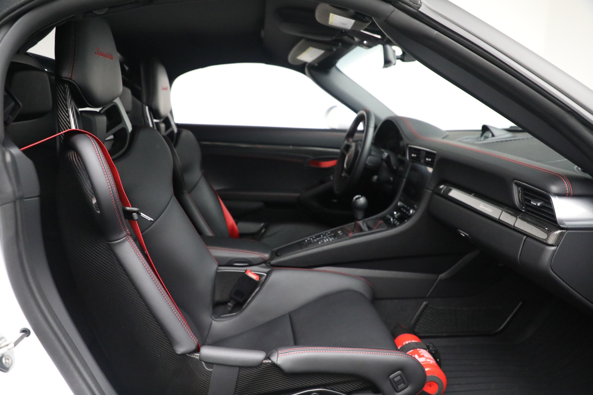 Used-2019-Porsche-911-Speedster