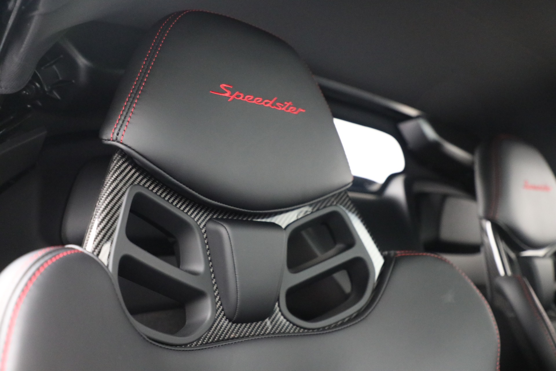 Used-2019-Porsche-911-Speedster