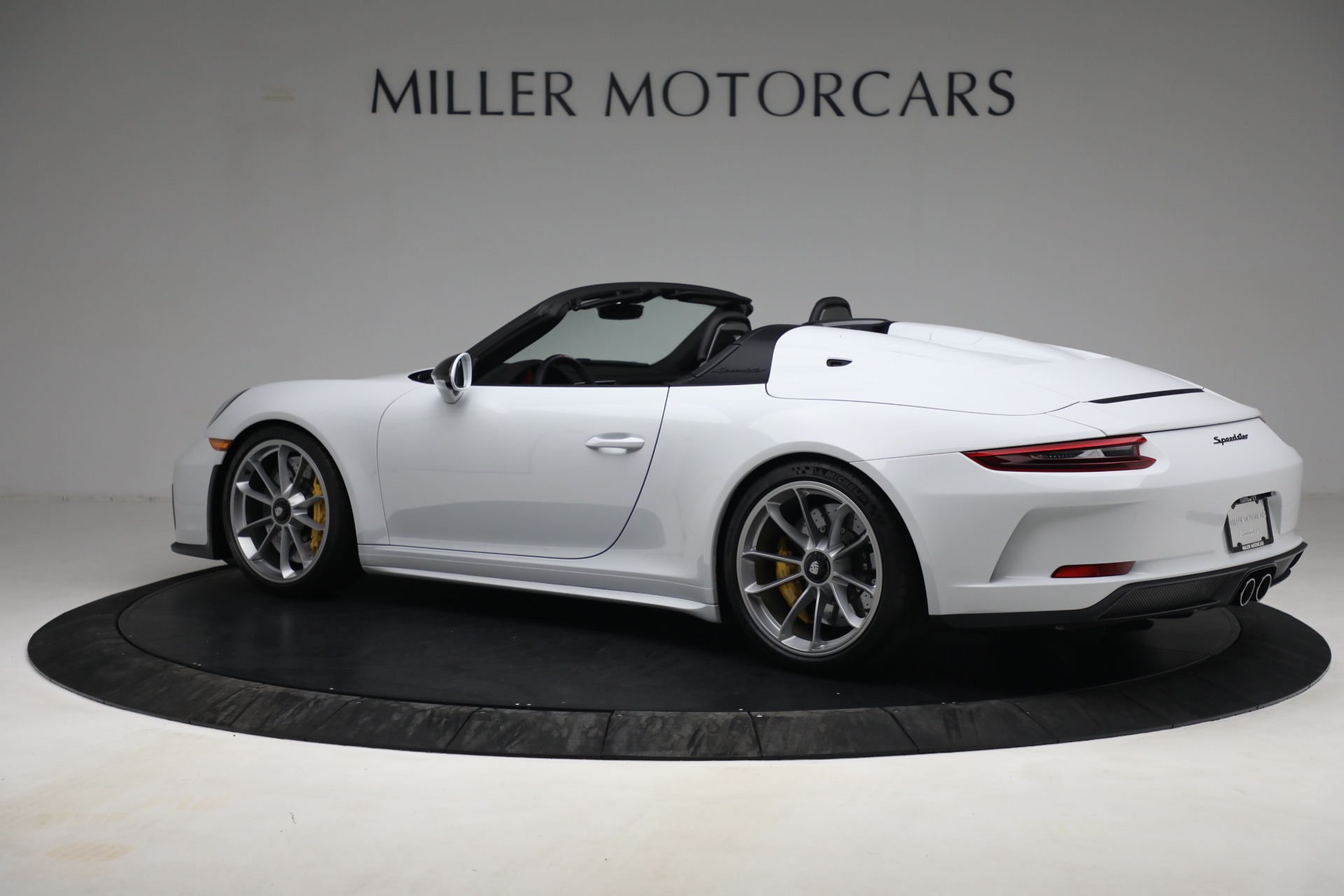 Used-2019-Porsche-911-Speedster