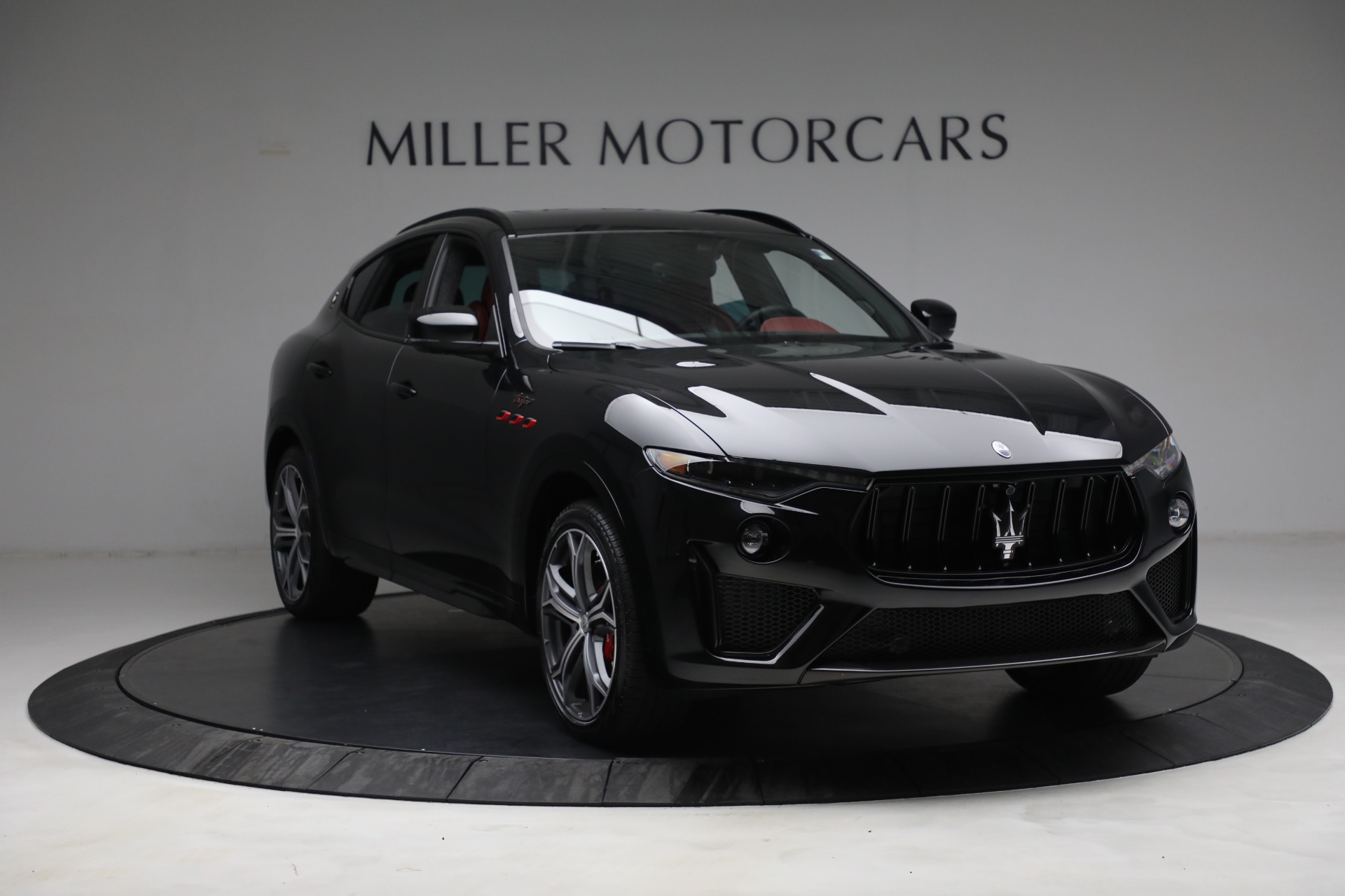 New-2022-Maserati-Levante-Trofeo