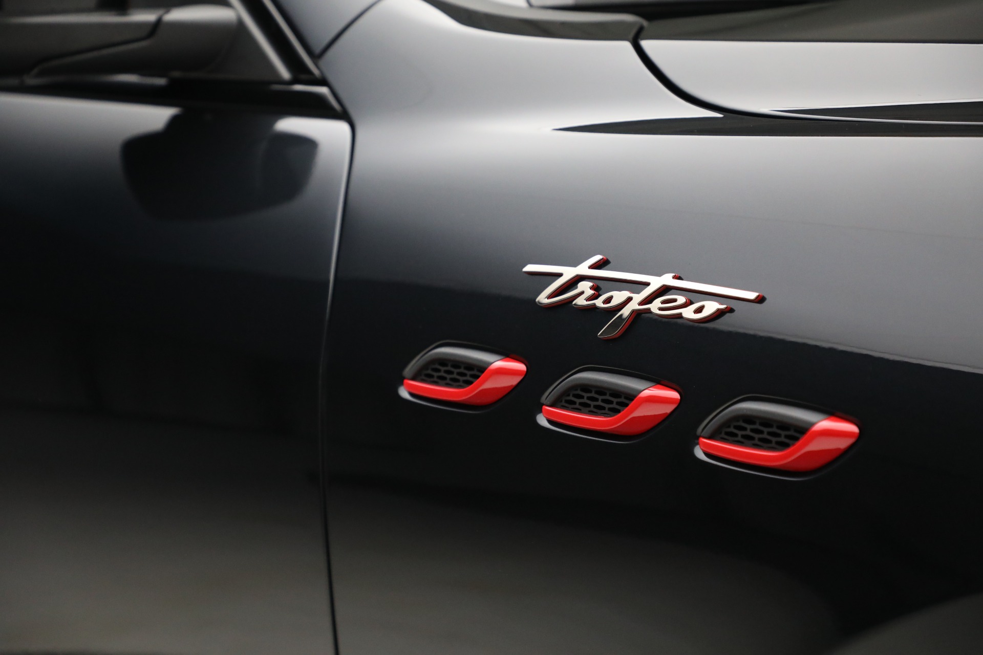 New-2022-Maserati-Levante-Trofeo