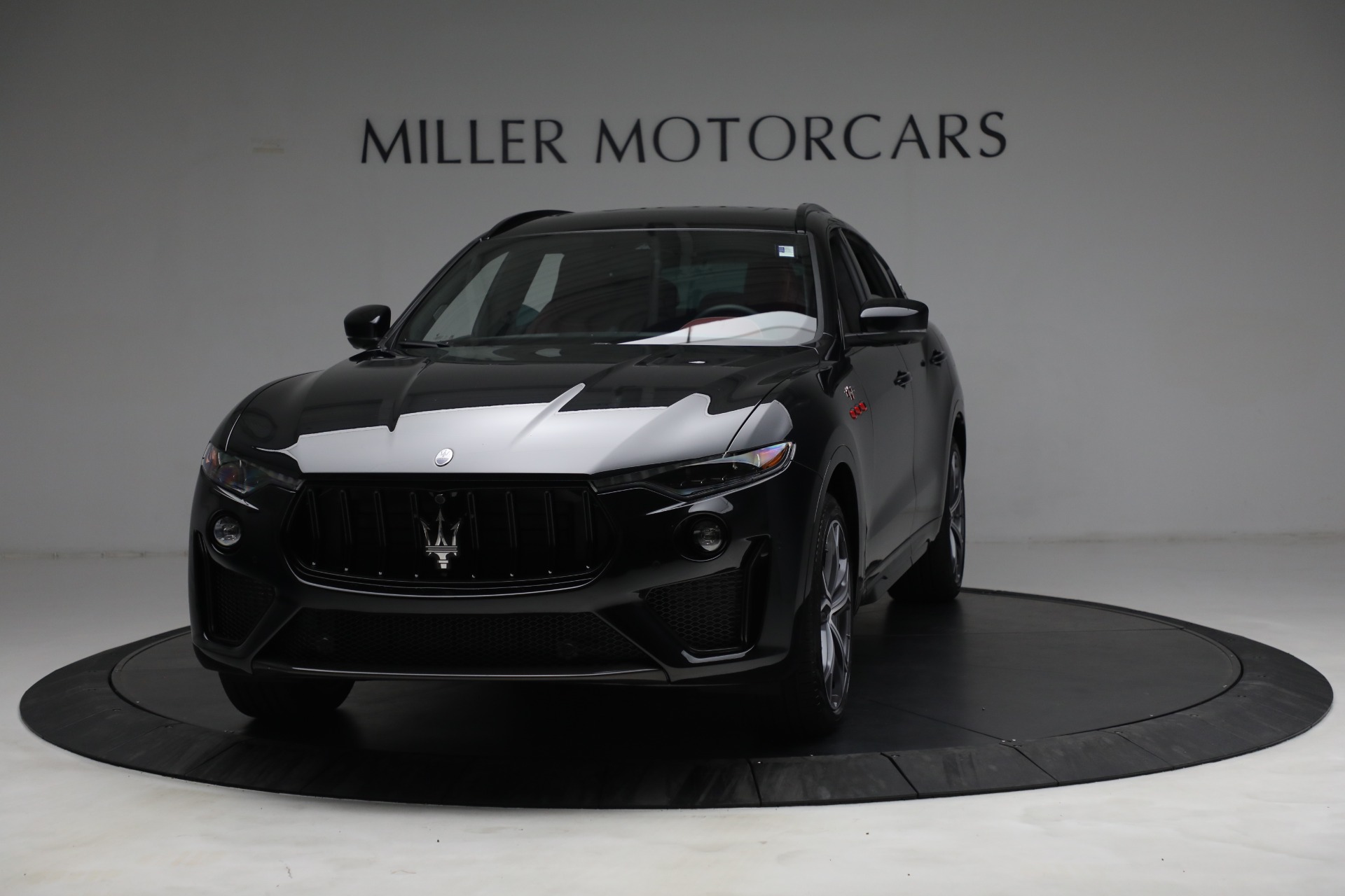 New-2022-Maserati-Levante-Trofeo