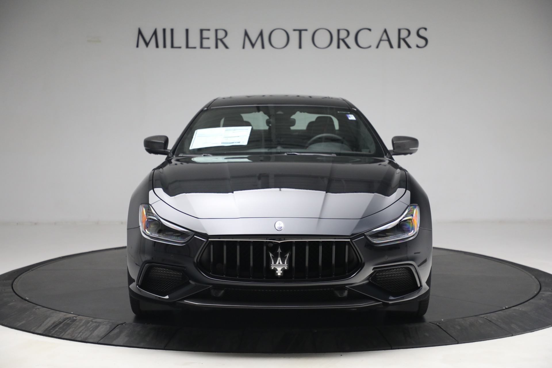 New-2022-Maserati-Ghibli-Modena-Q4