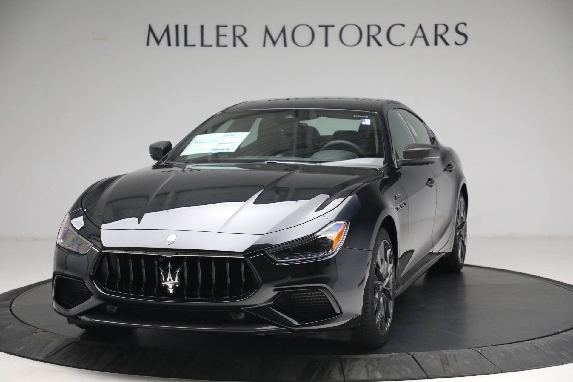 New-2022-Maserati-Ghibli-Modena-Q4