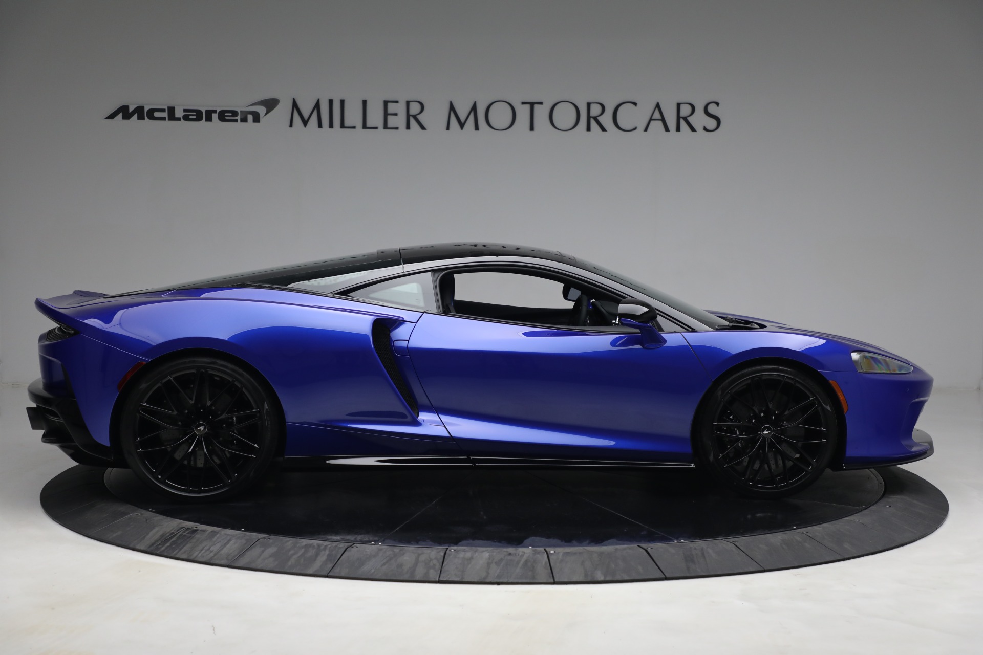 New-2022-McLaren-GT-Luxe