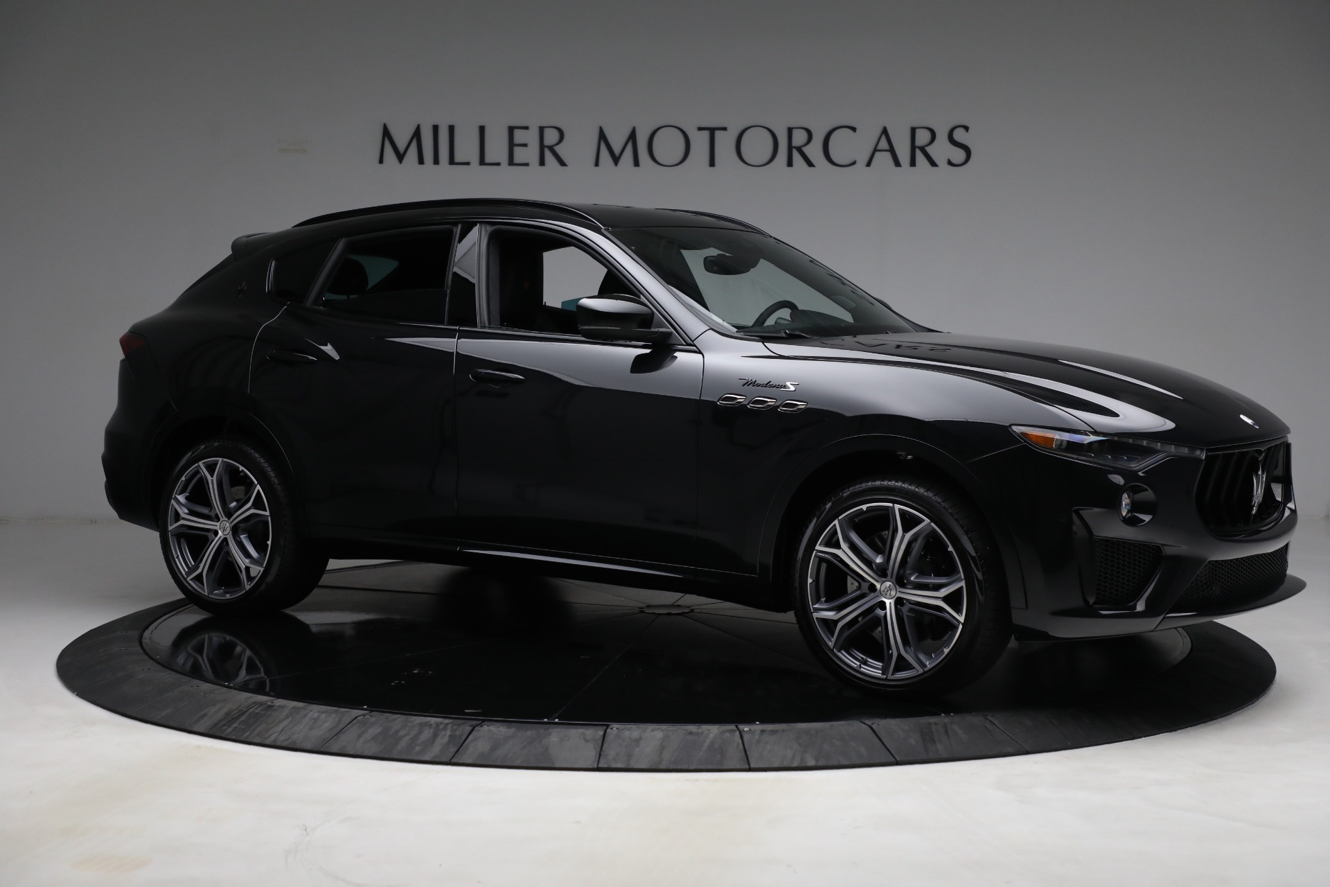 Used-2022-Maserati-Levante-Modena-GTS