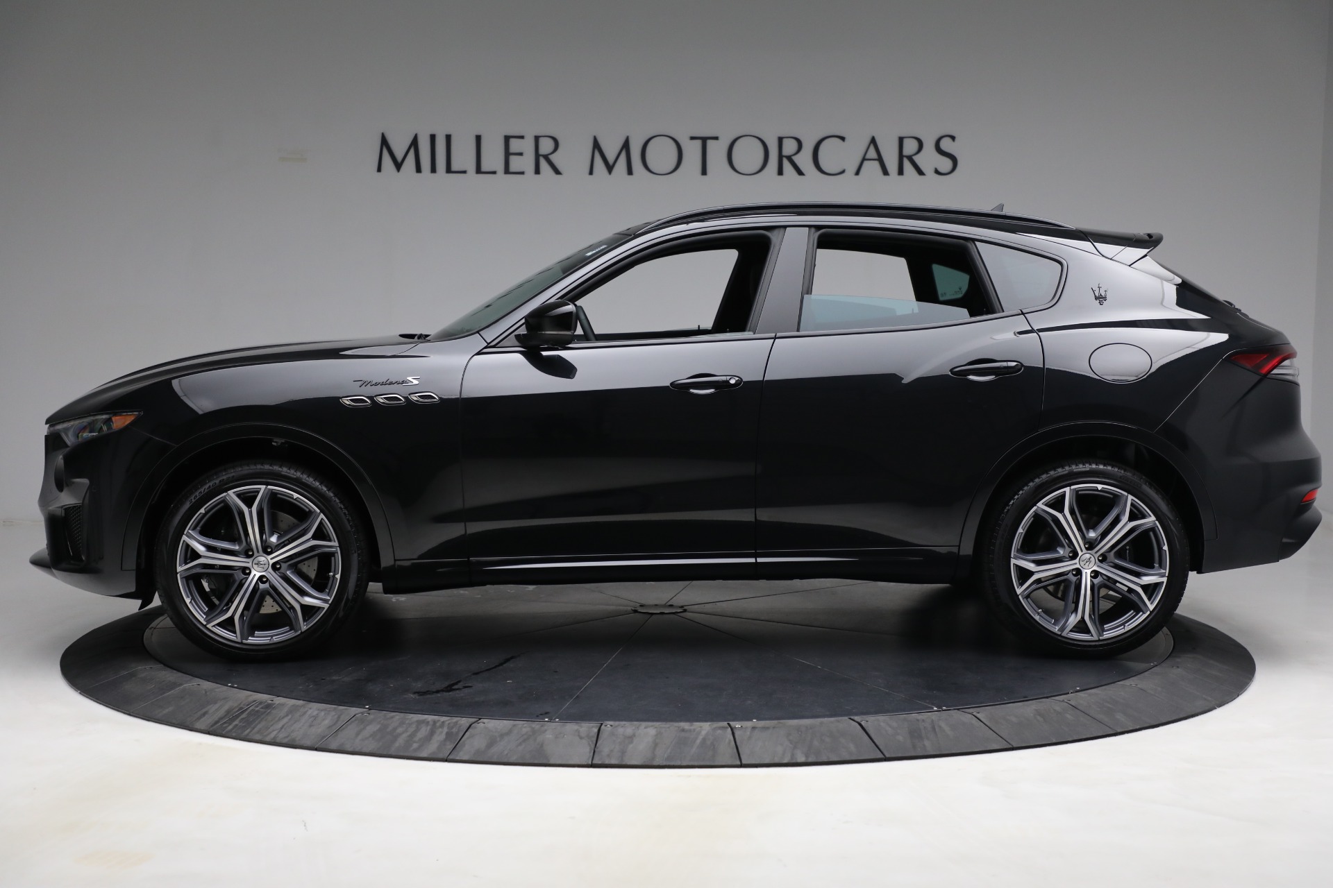 Used-2022-Maserati-Levante-Modena-GTS
