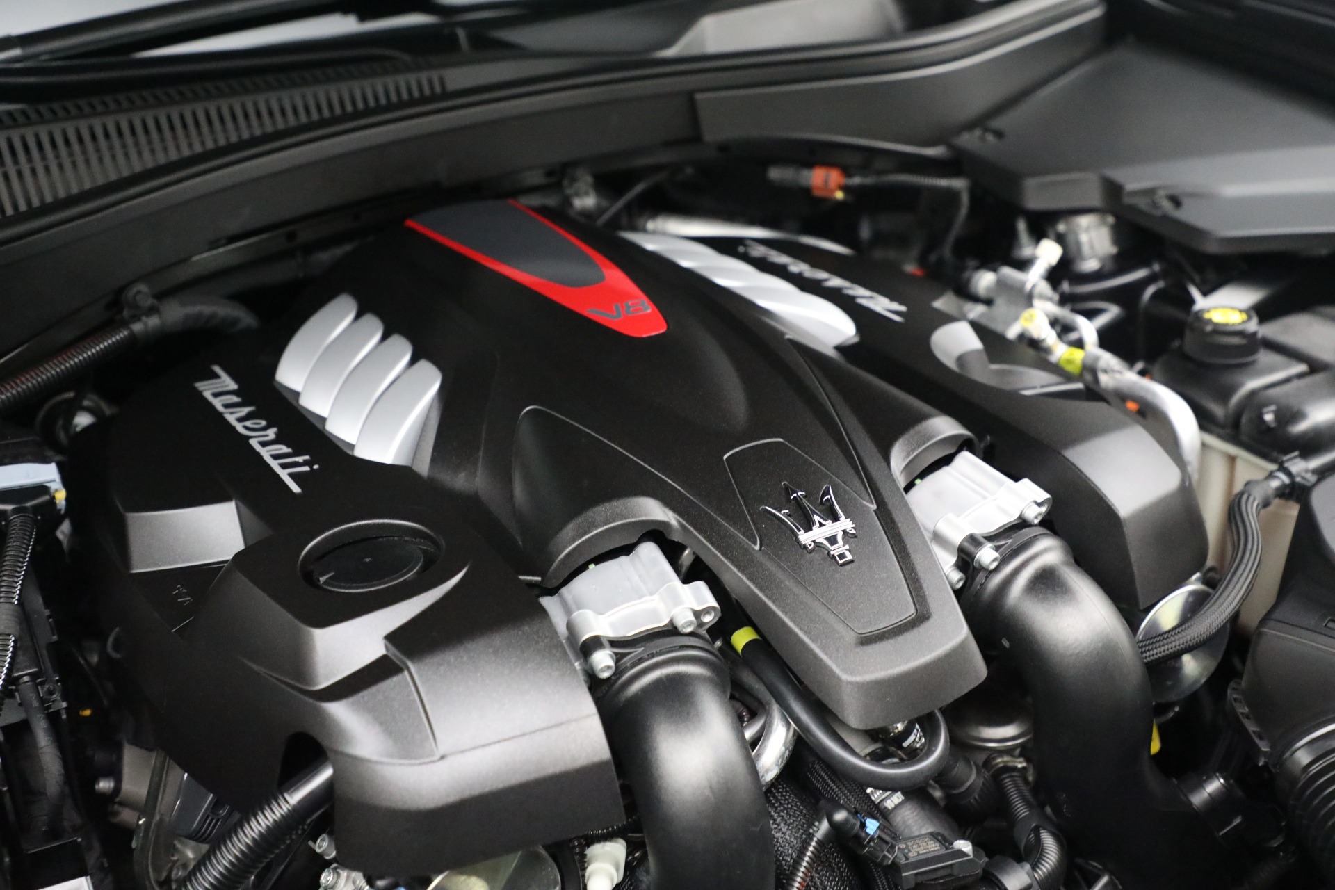 Used-2022-Maserati-Levante-Modena-GTS