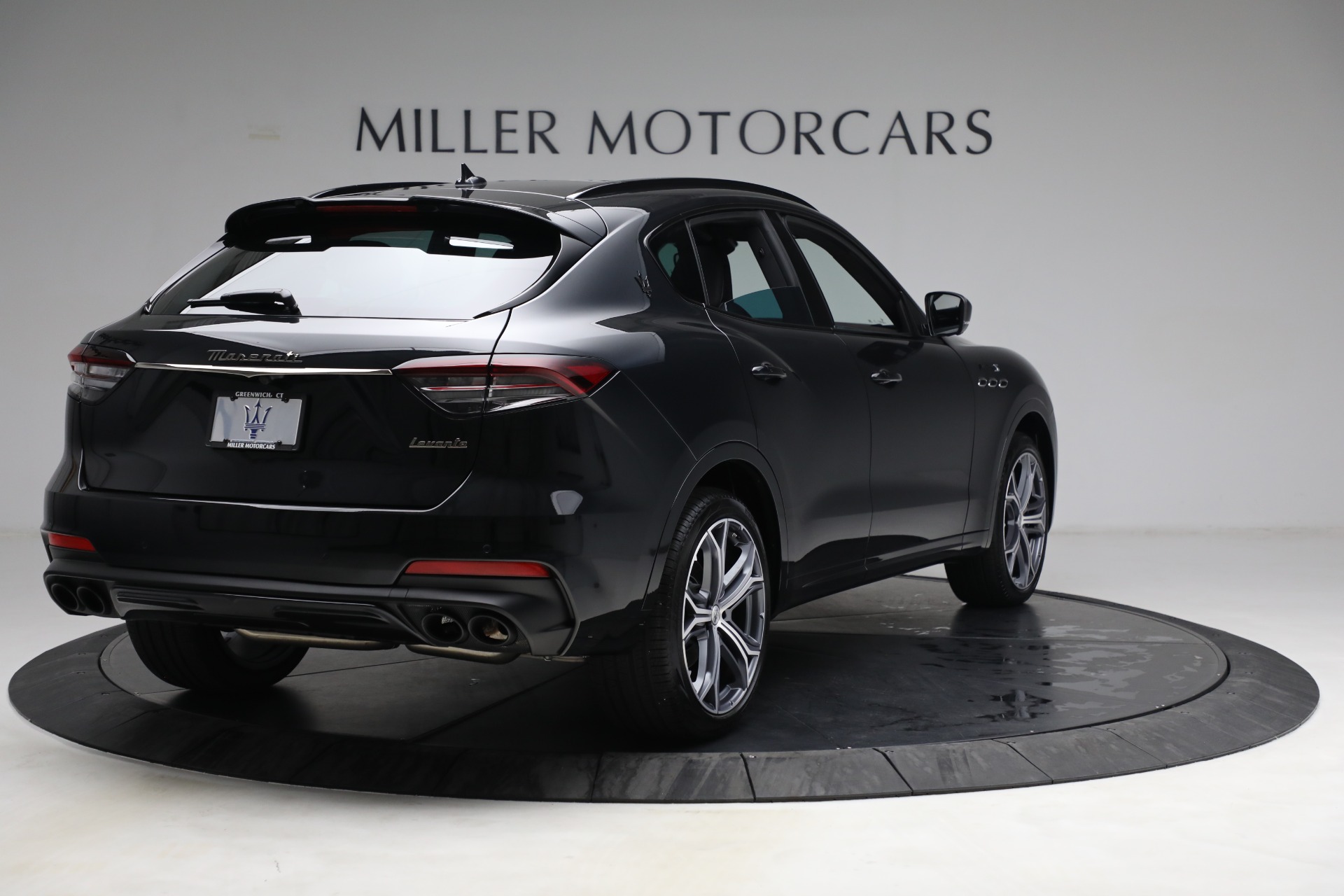 Used-2022-Maserati-Levante-Modena-GTS