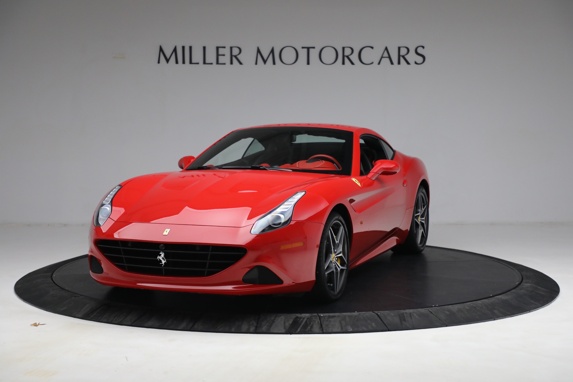 Used-2017-Ferrari-California-T