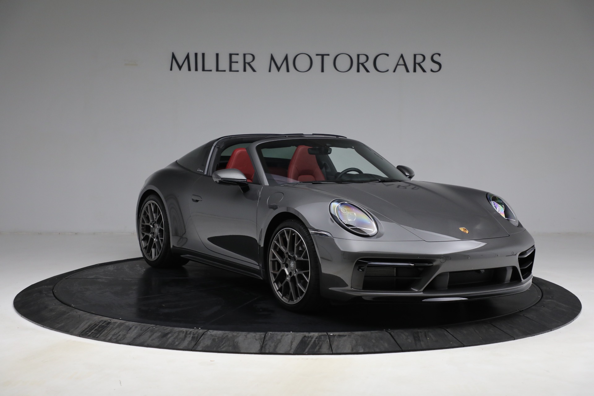 Used-2021-Porsche-911-Targa-4S