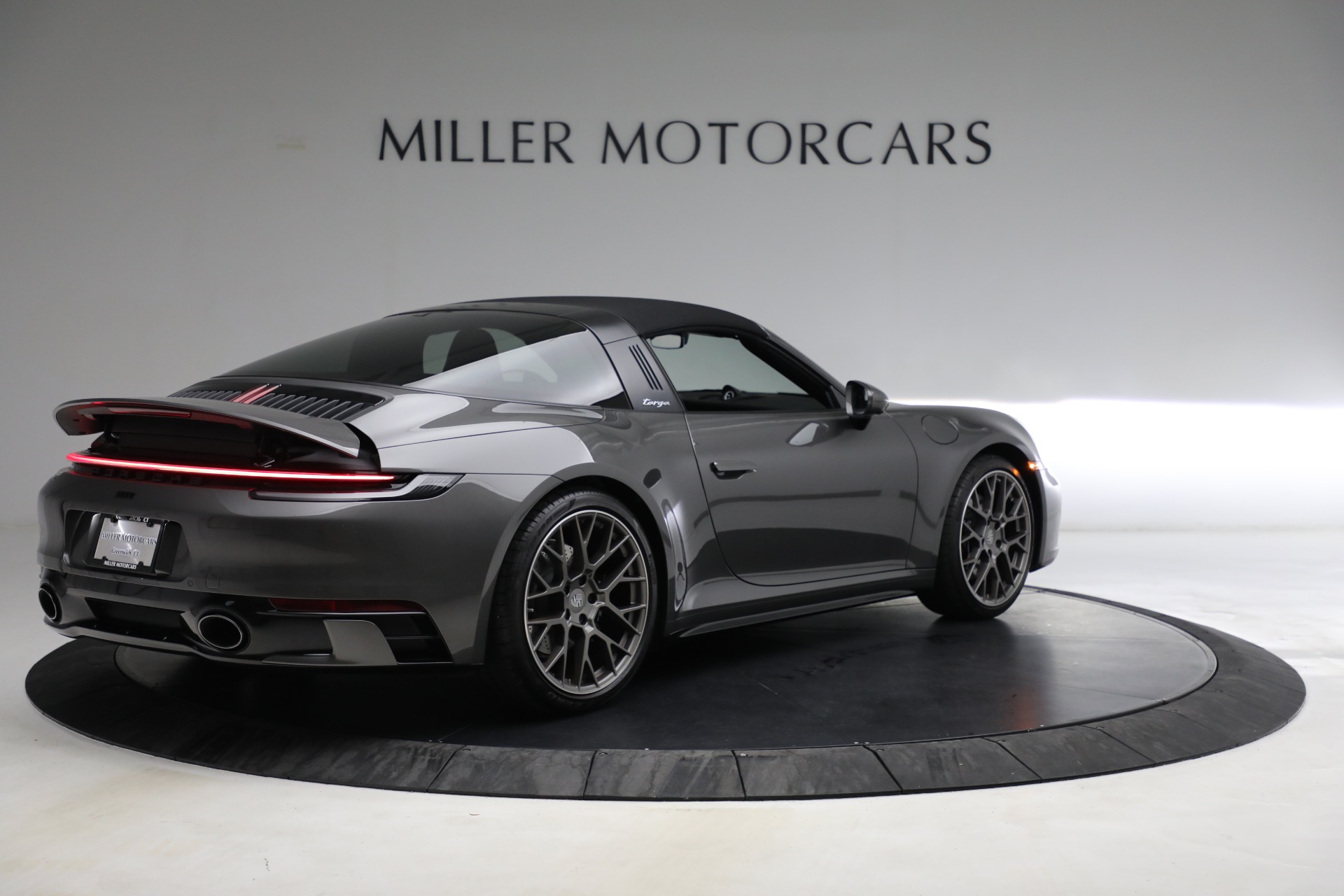 Used-2021-Porsche-911-Targa-4S
