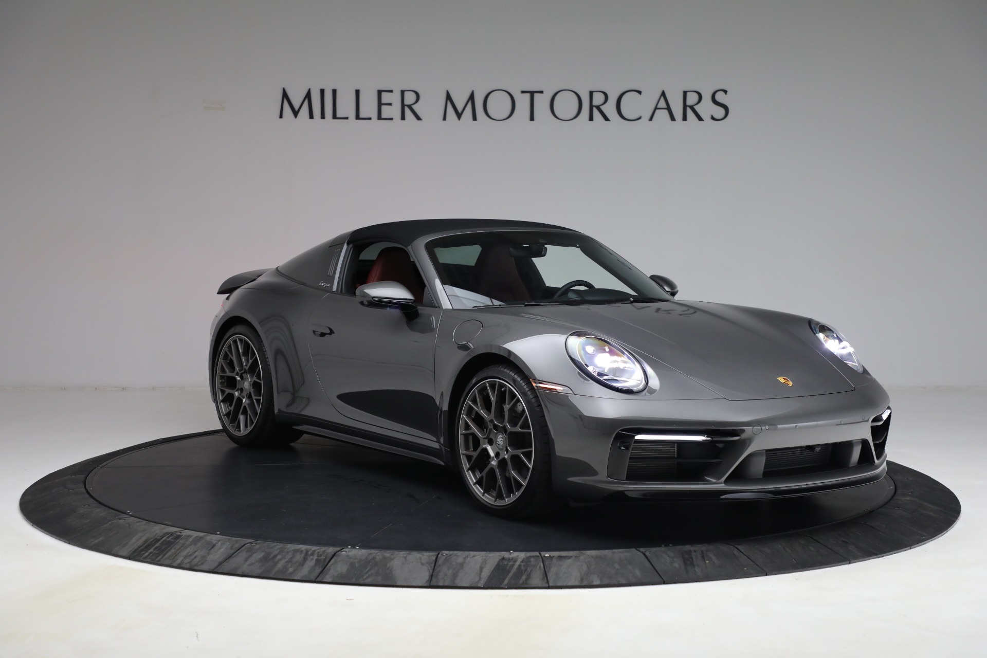 Used-2021-Porsche-911-Targa-4S
