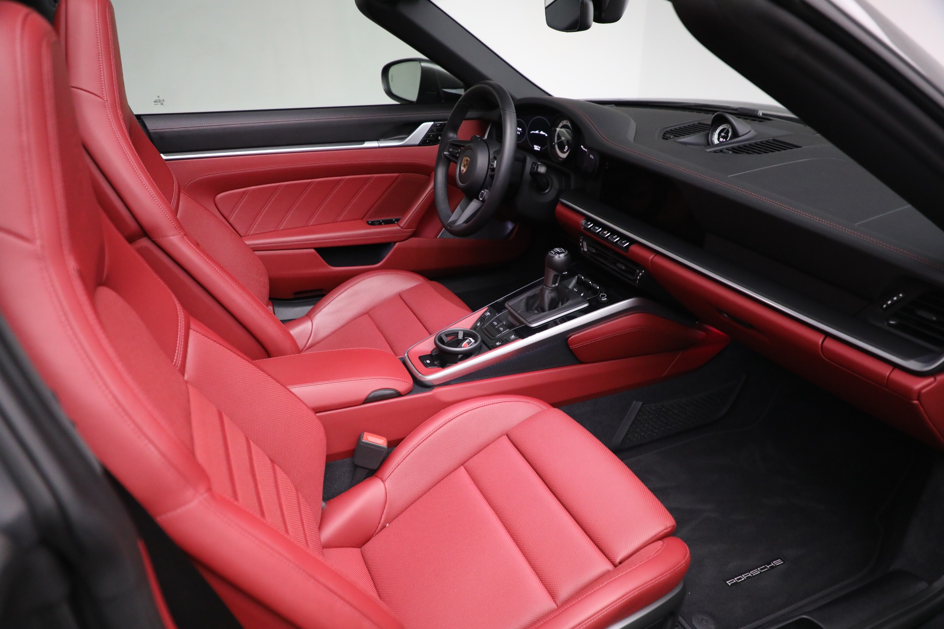 Used-2021-Porsche-911-Targa-4S