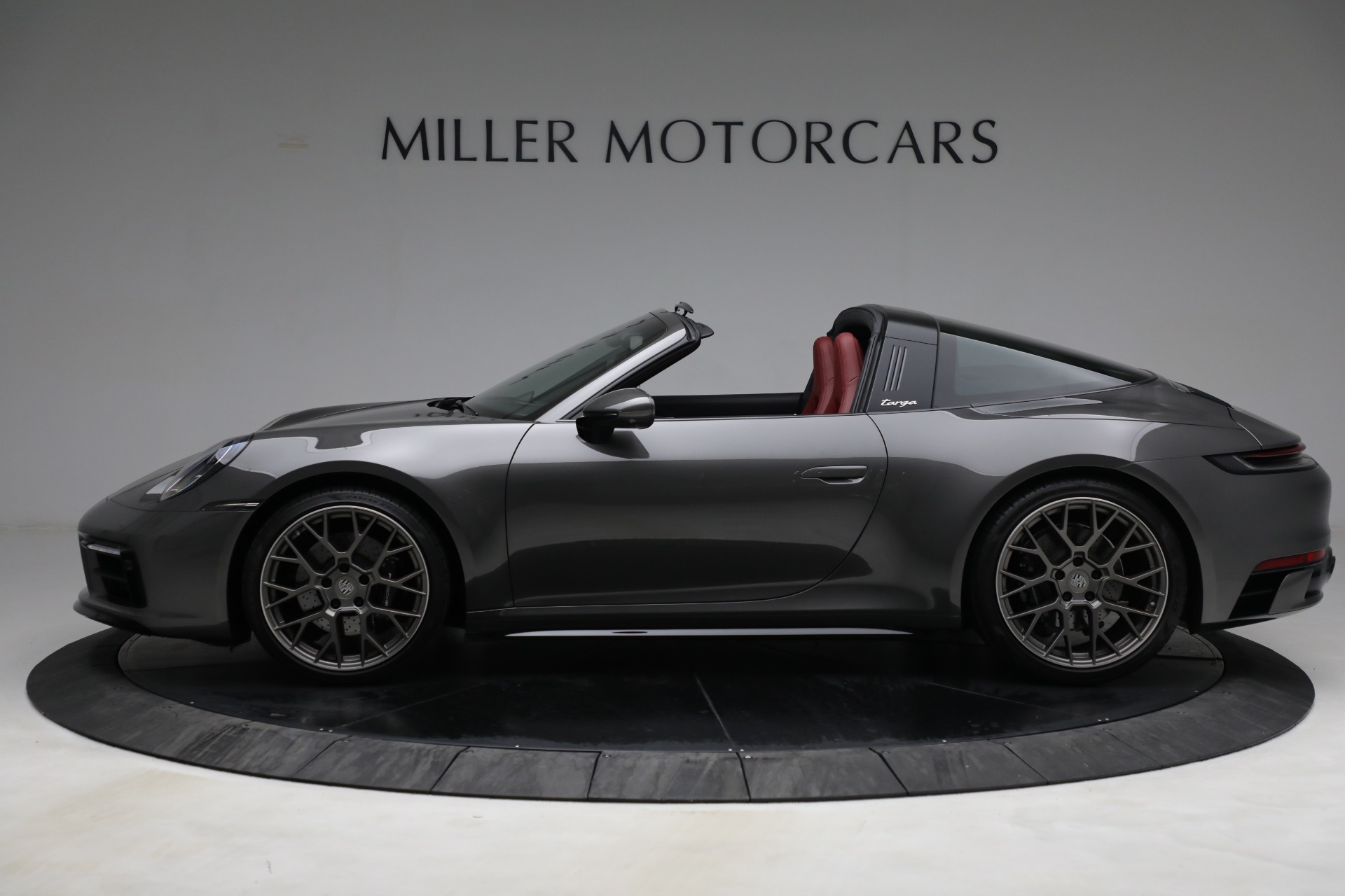 Used-2021-Porsche-911-Targa-4S