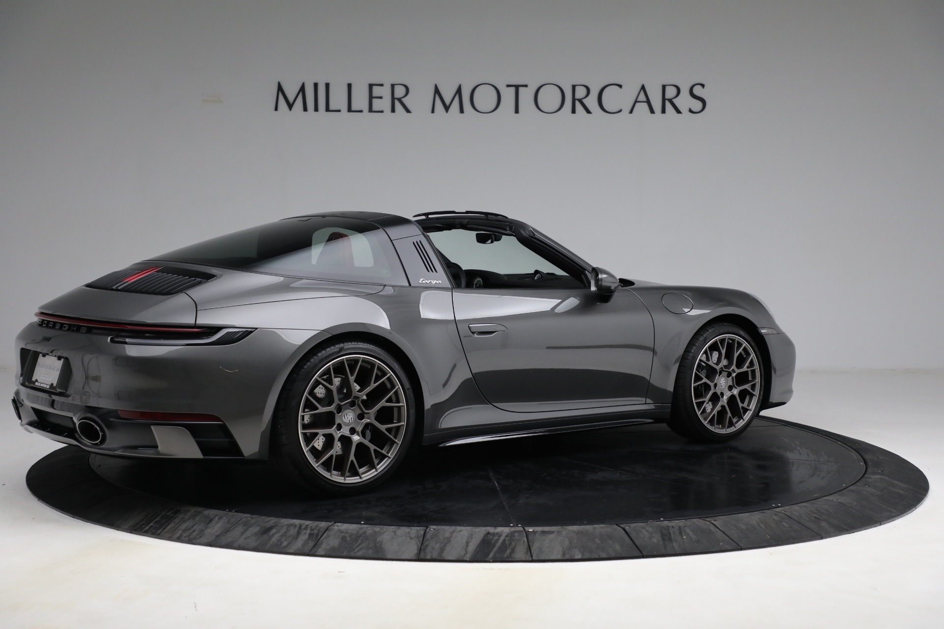 Used-2021-Porsche-911-Targa-4S