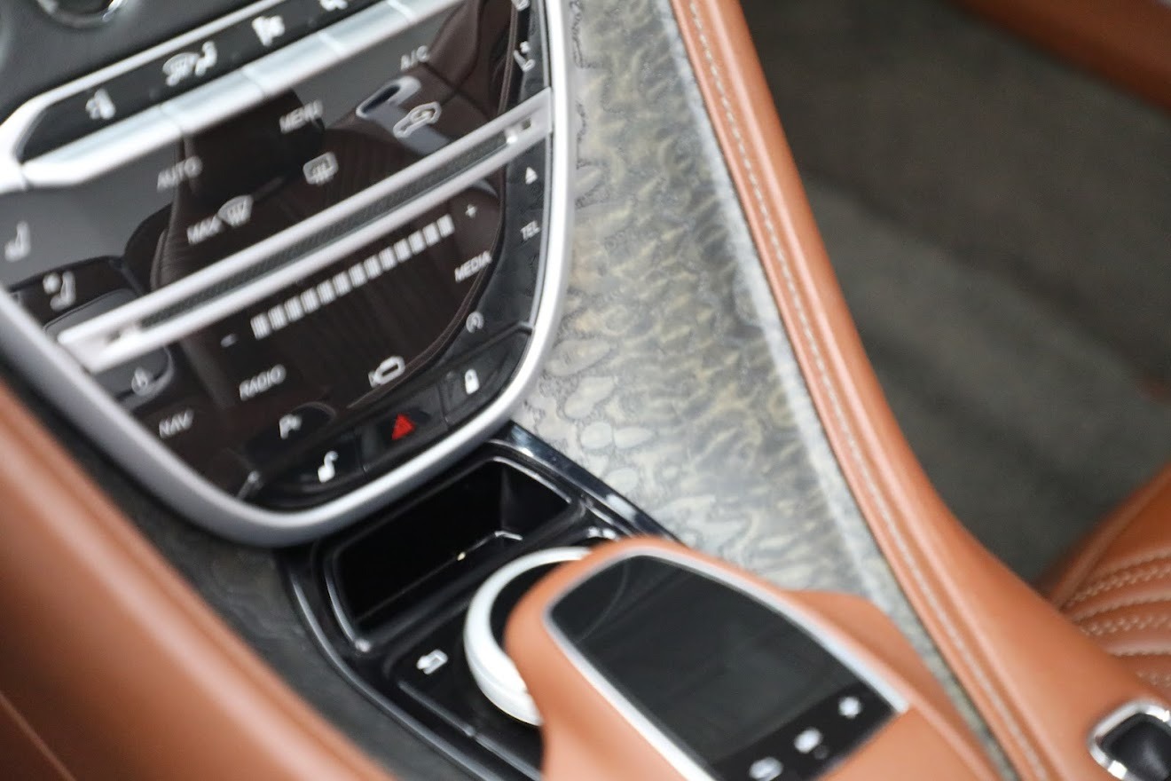 Used-2019-Aston-Martin-DB11-Volante