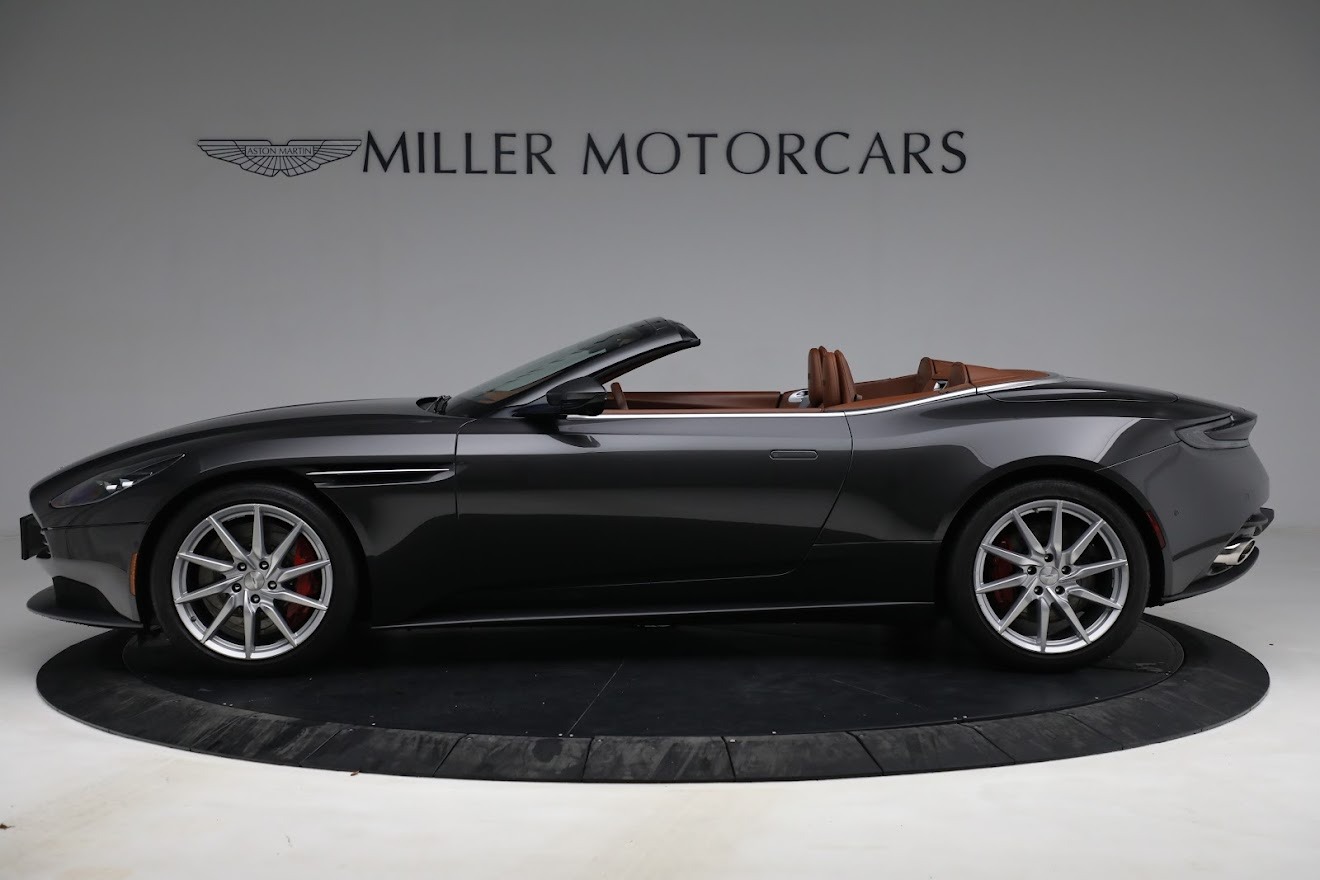 Used-2019-Aston-Martin-DB11-Volante