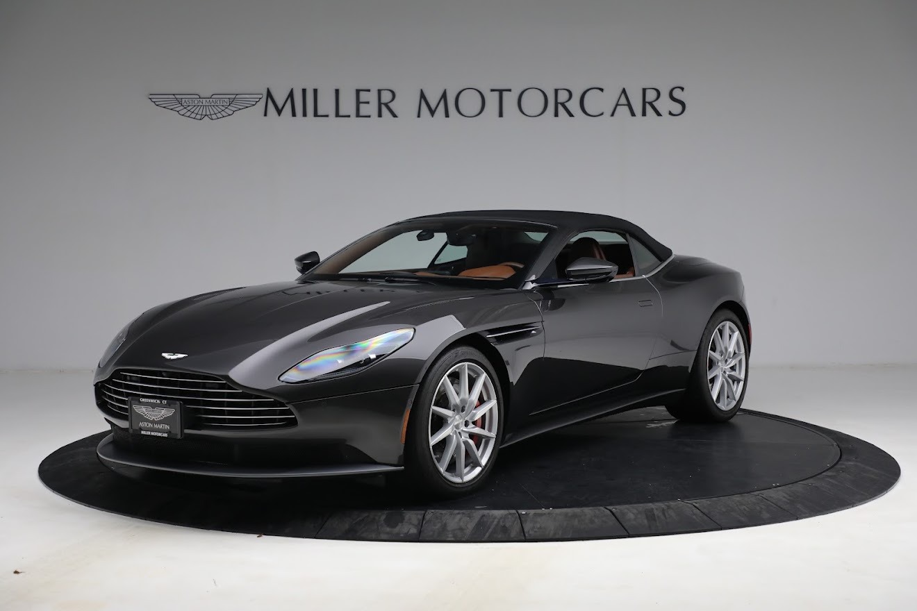 Used-2019-Aston-Martin-DB11-Volante