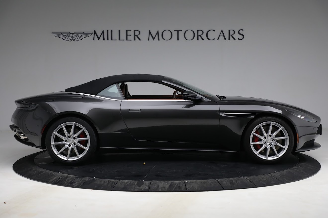 Used-2019-Aston-Martin-DB11-Volante