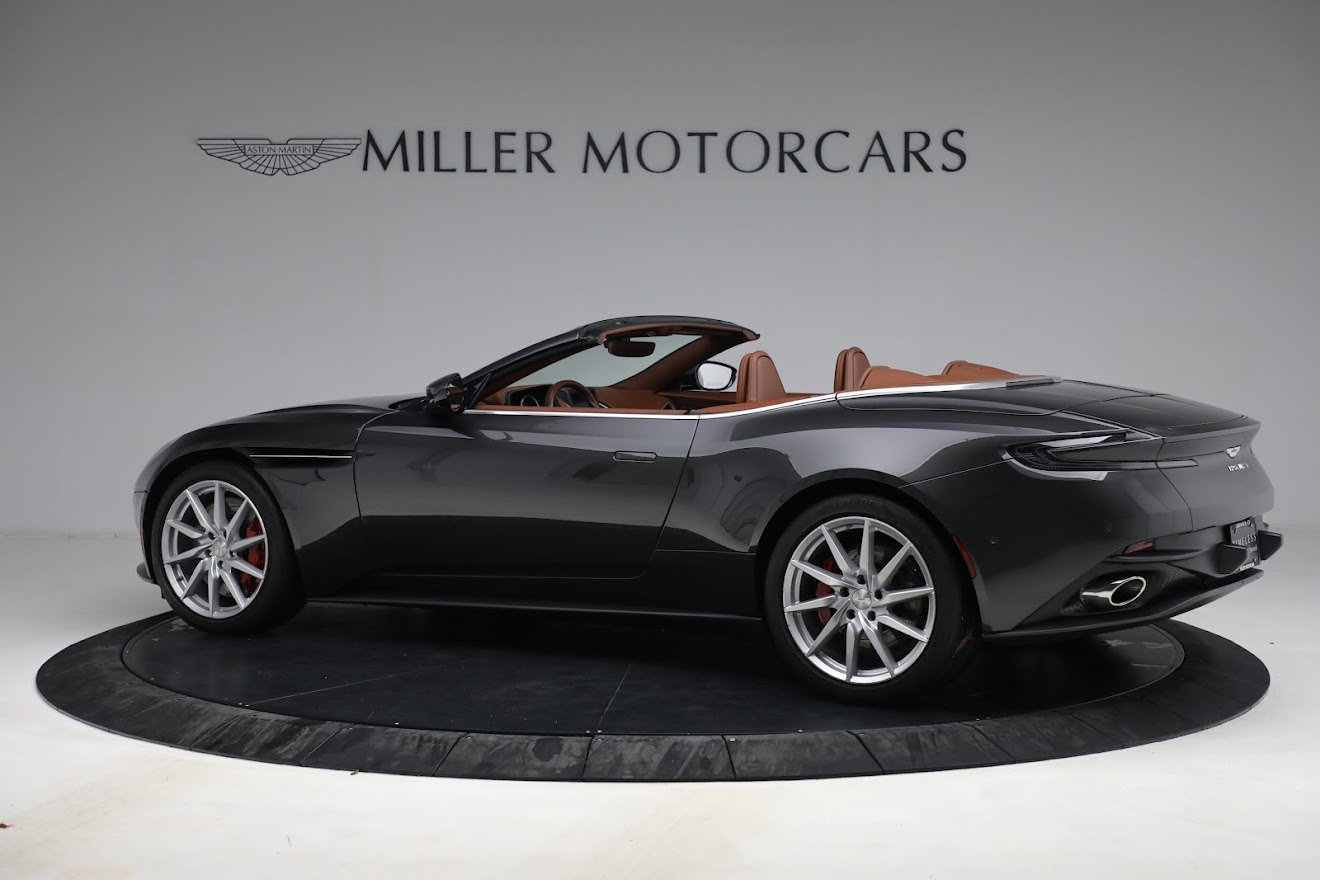 Used-2019-Aston-Martin-DB11-Volante