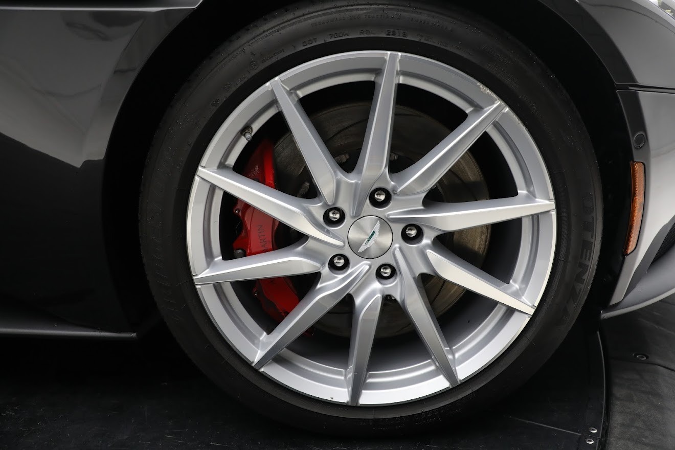 Used-2019-Aston-Martin-DB11-Volante