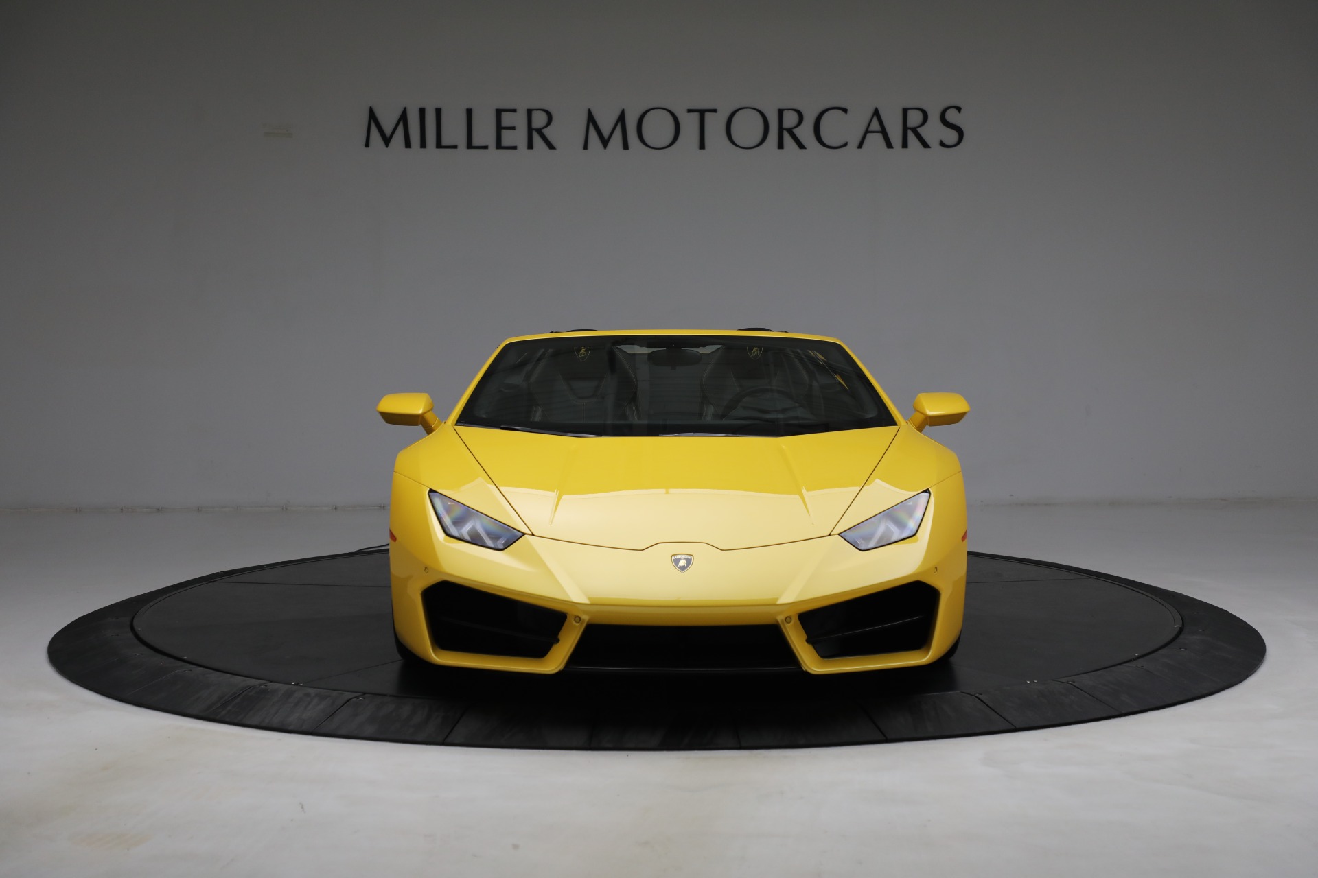 Used-2017-Lamborghini-Huracan-LP-580-2-Spyder