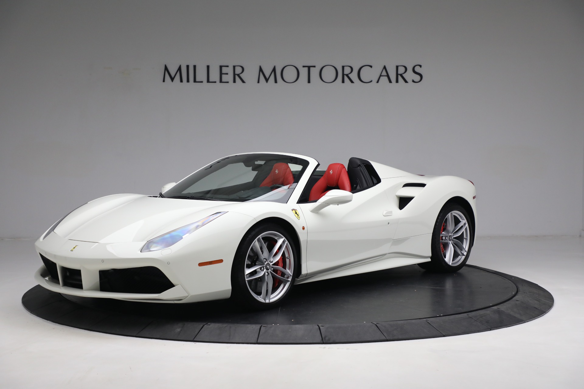 Used-2018-Ferrari-488-Spider