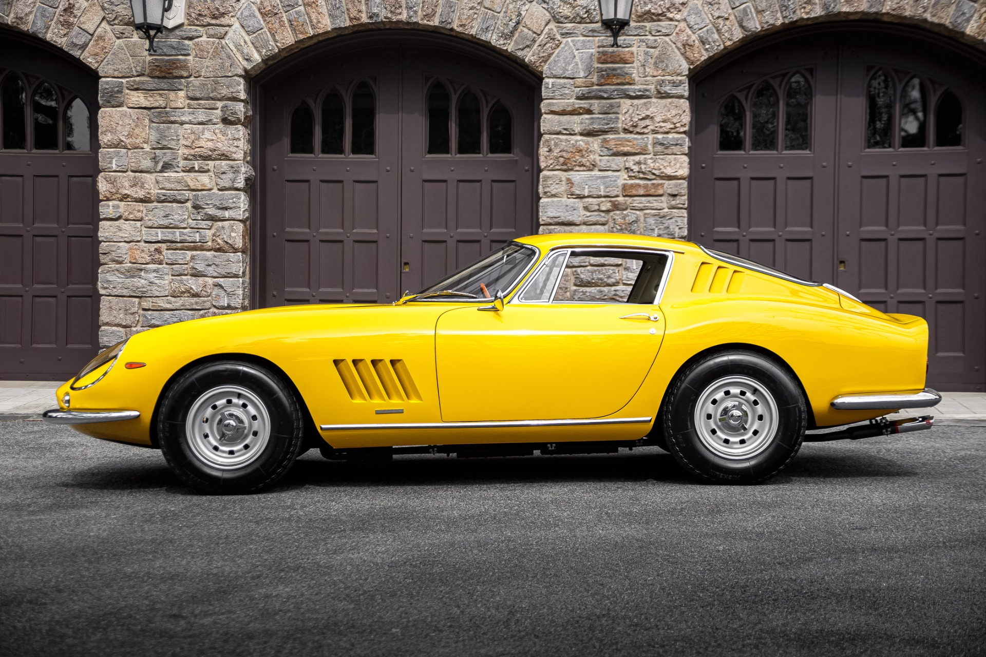 Used-1967-Ferrari-275-GTB/4