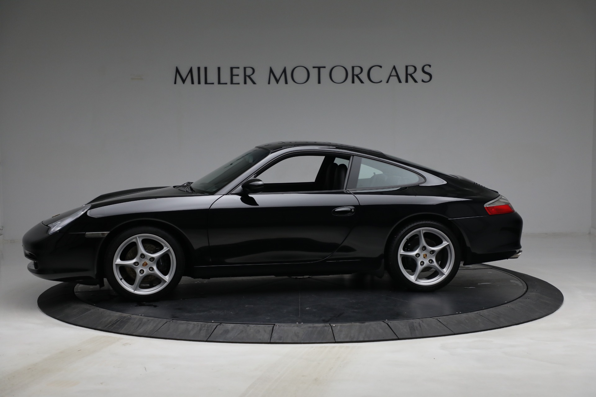 Used-2004-Porsche-911-Carrera