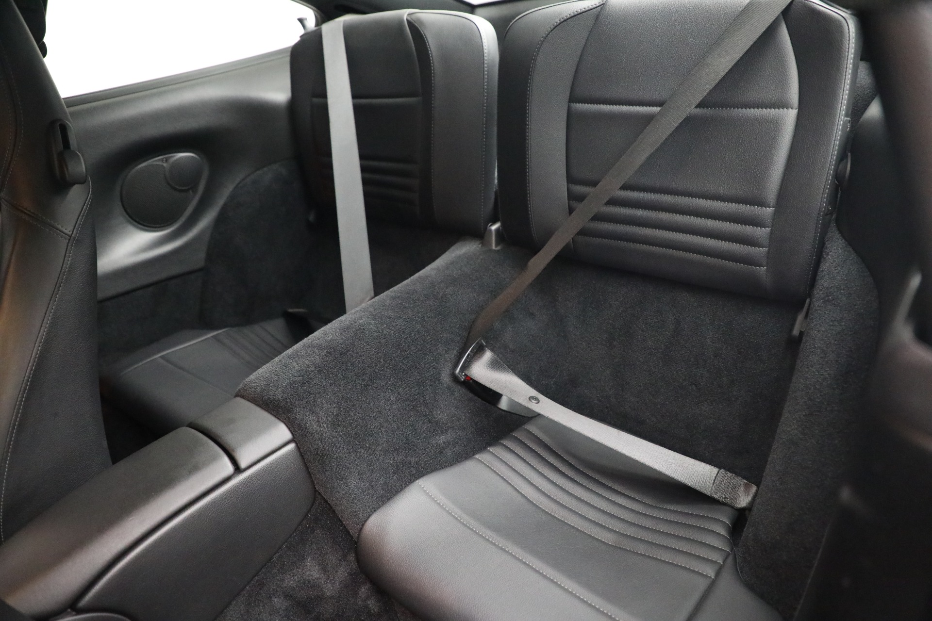 Used-2004-Porsche-911-Carrera