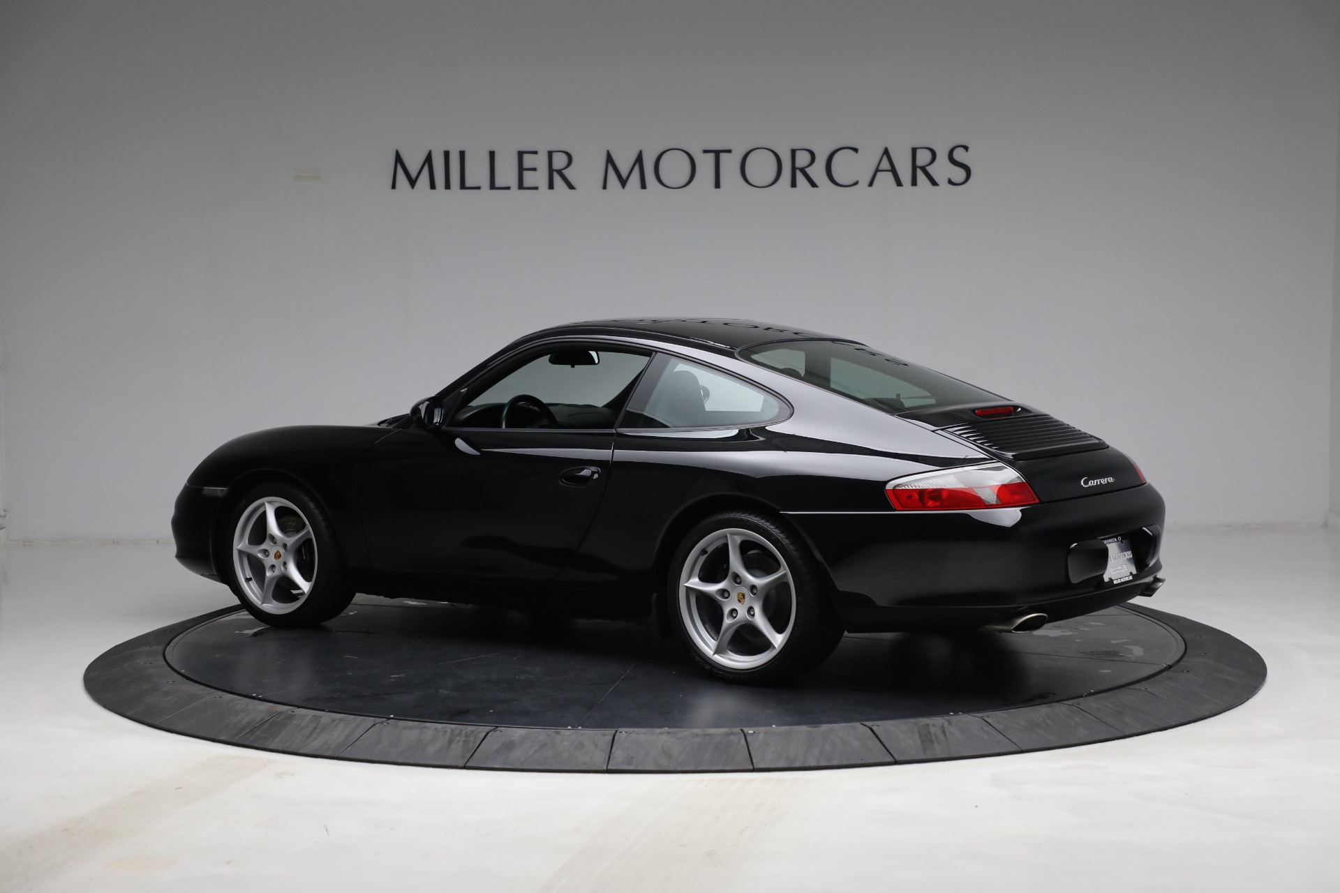 Used-2004-Porsche-911-Carrera