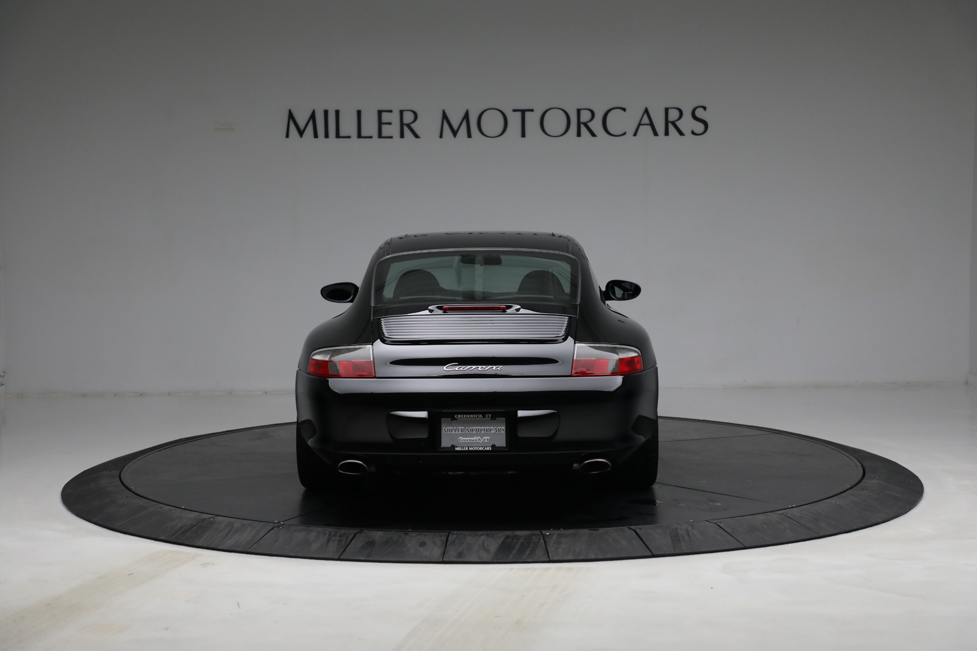 Used-2004-Porsche-911-Carrera