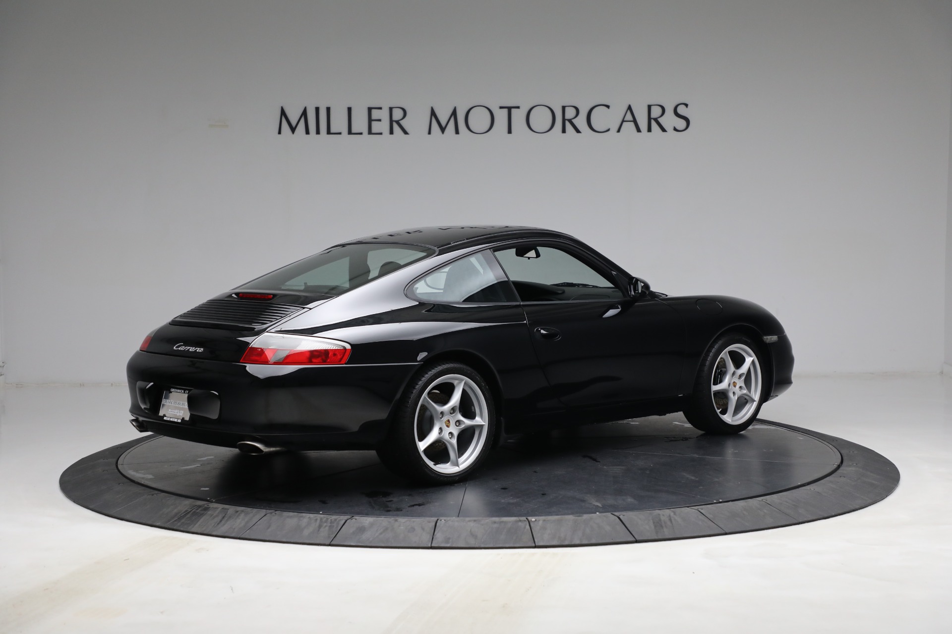 Used-2004-Porsche-911-Carrera