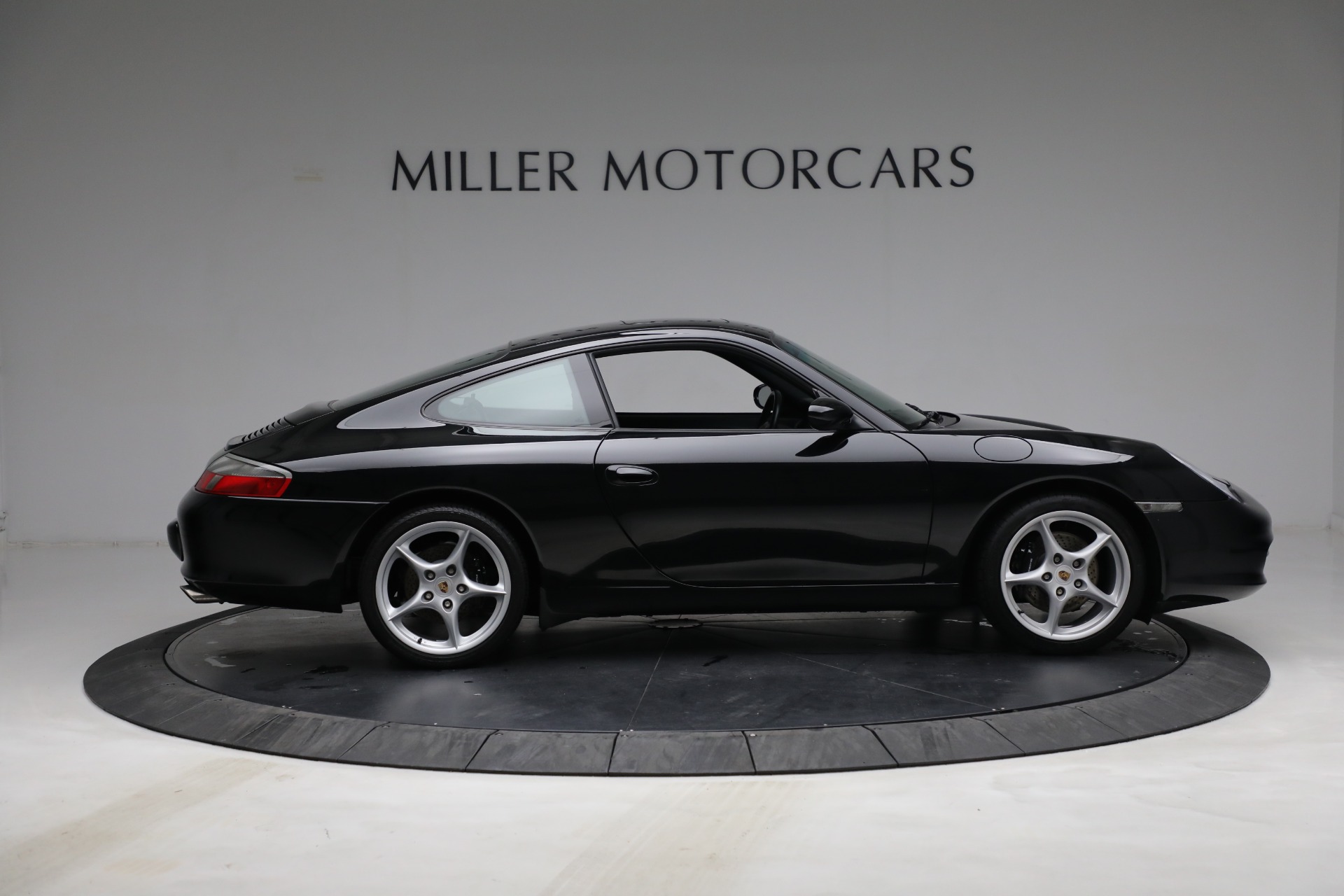 Used-2004-Porsche-911-Carrera