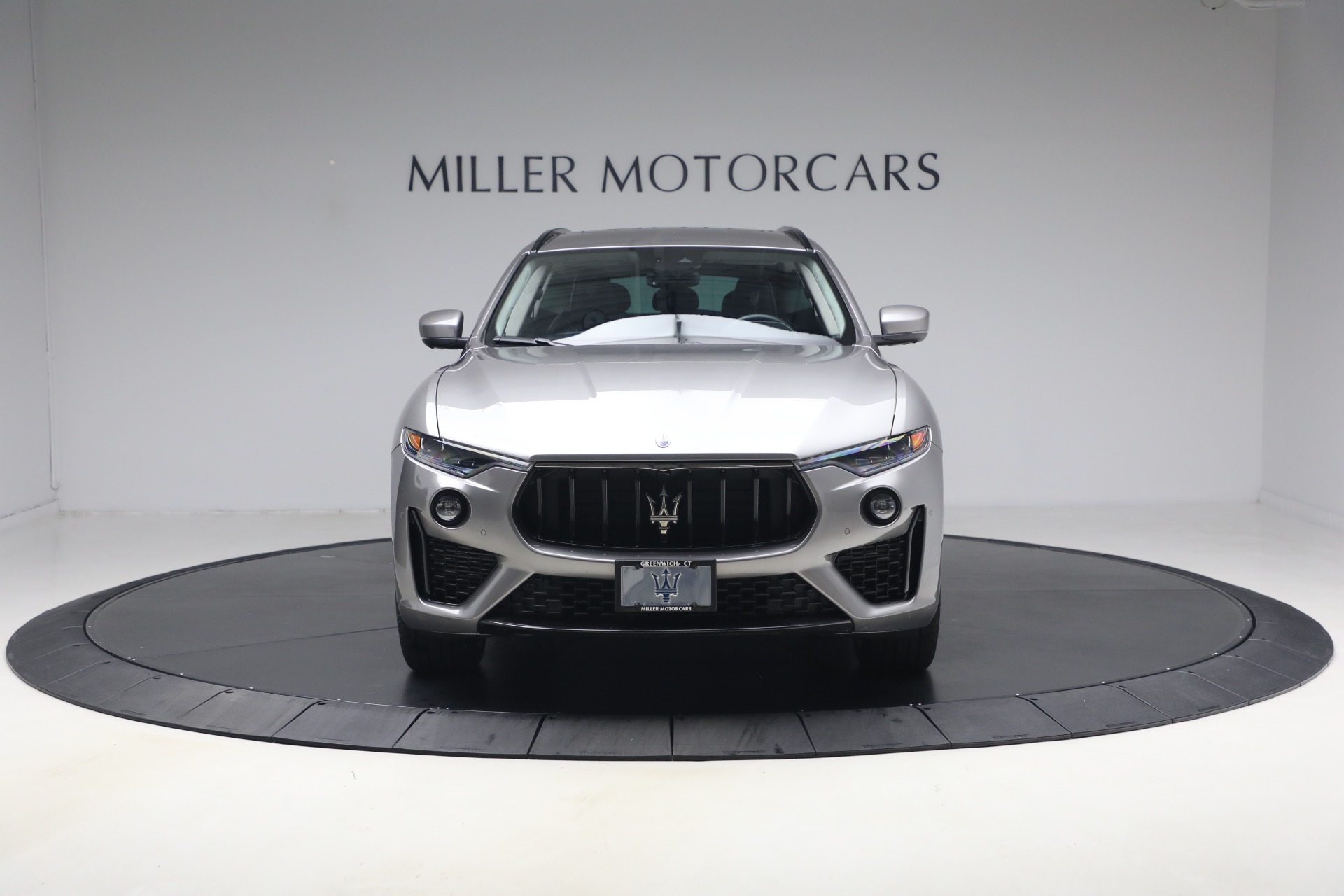 Used-2022-Maserati-Levante-Modena