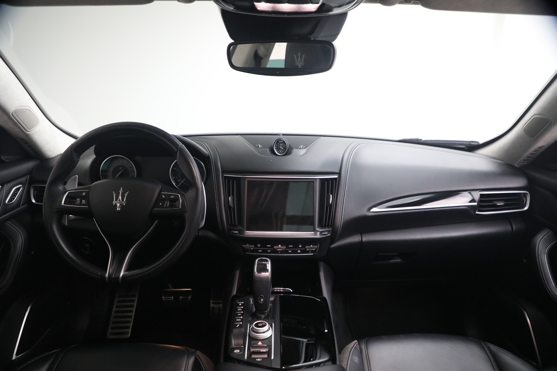 Used-2022-Maserati-Levante-Modena