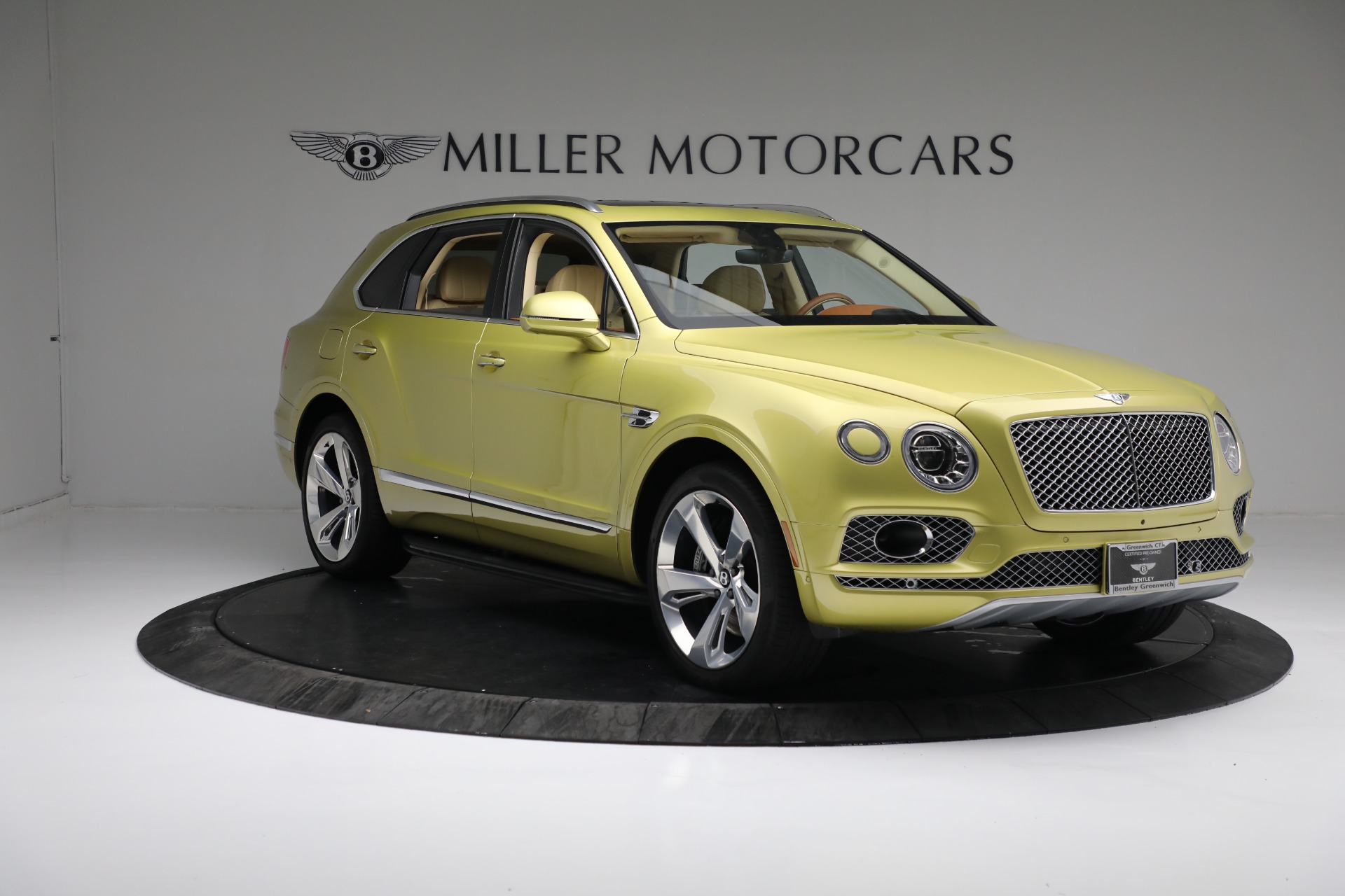 Used-2018-Bentley-Bentayga-W12-Signature