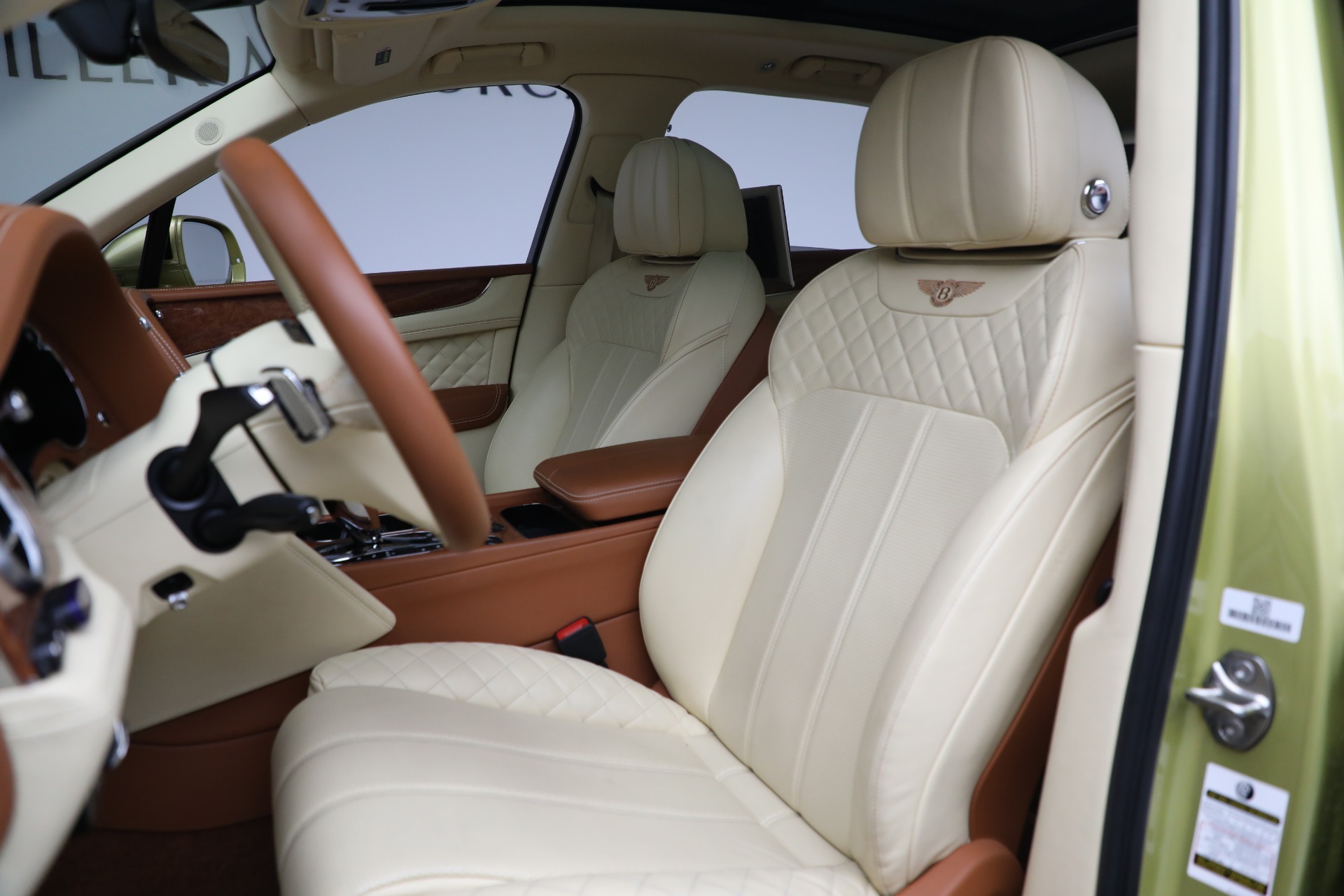 Used-2018-Bentley-Bentayga-W12-Signature