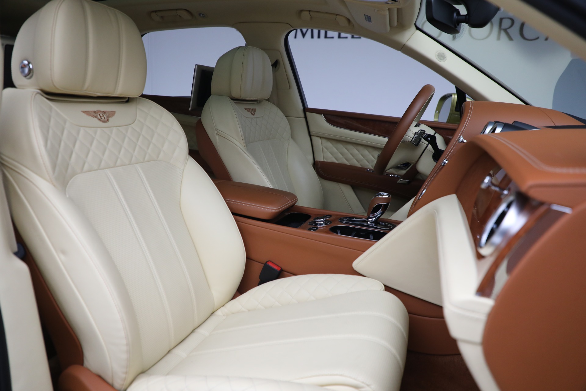 Used-2018-Bentley-Bentayga-W12-Signature