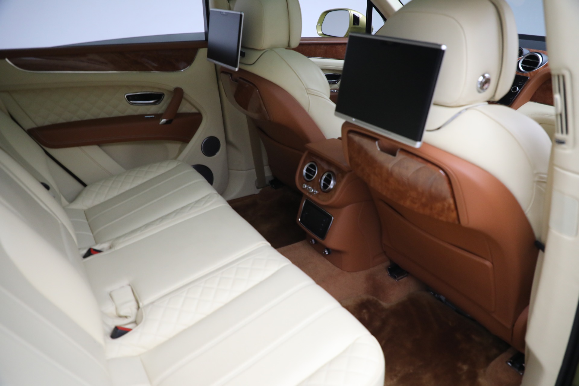 Used-2018-Bentley-Bentayga-W12-Signature