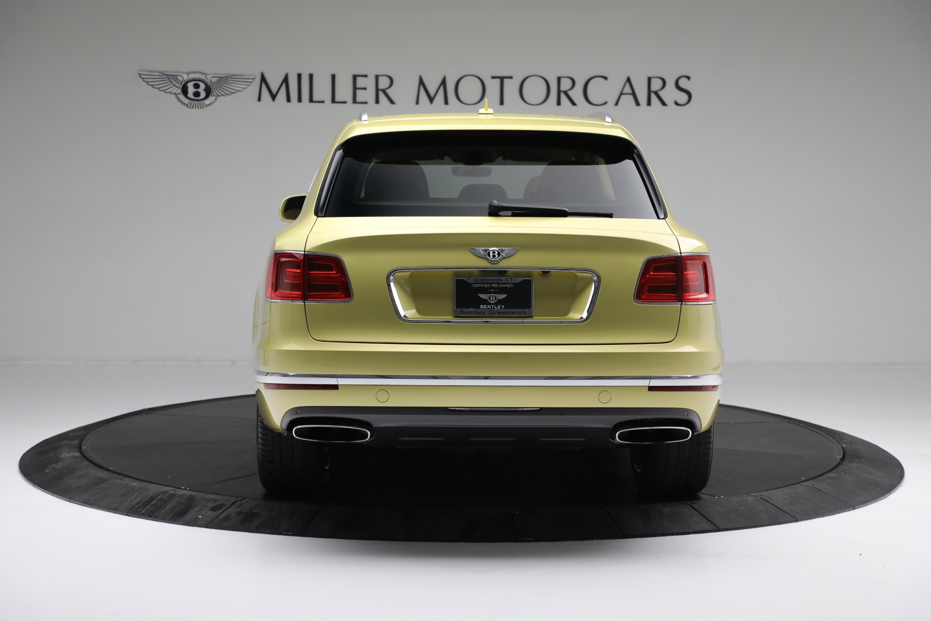 Used-2018-Bentley-Bentayga-W12-Signature