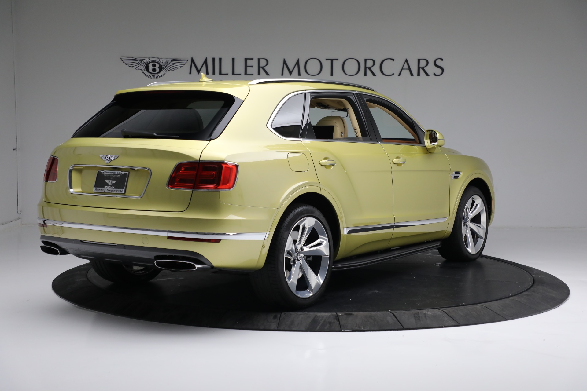 Used-2018-Bentley-Bentayga-W12-Signature