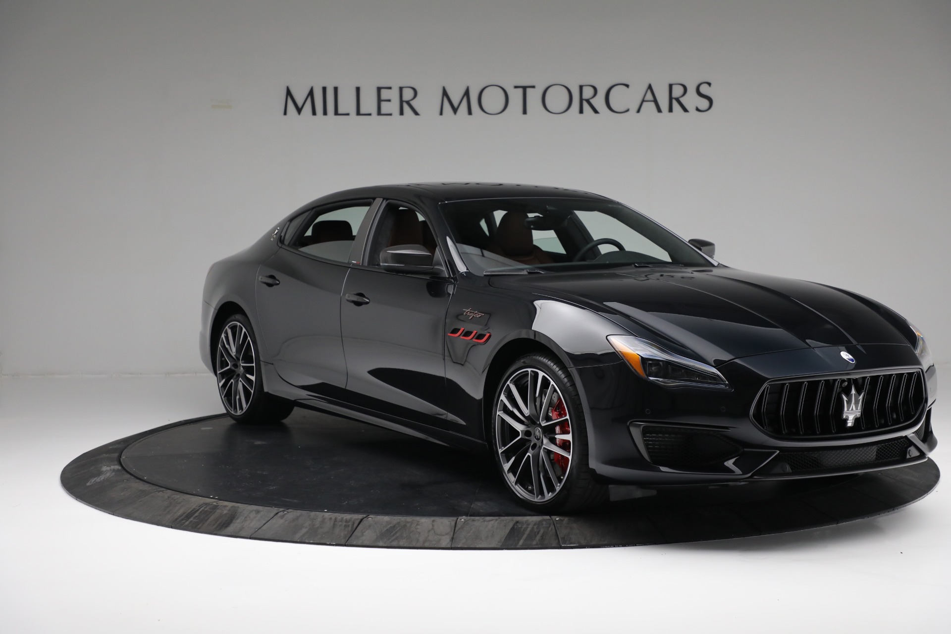 New-2022-Maserati-Quattroporte-Trofeo