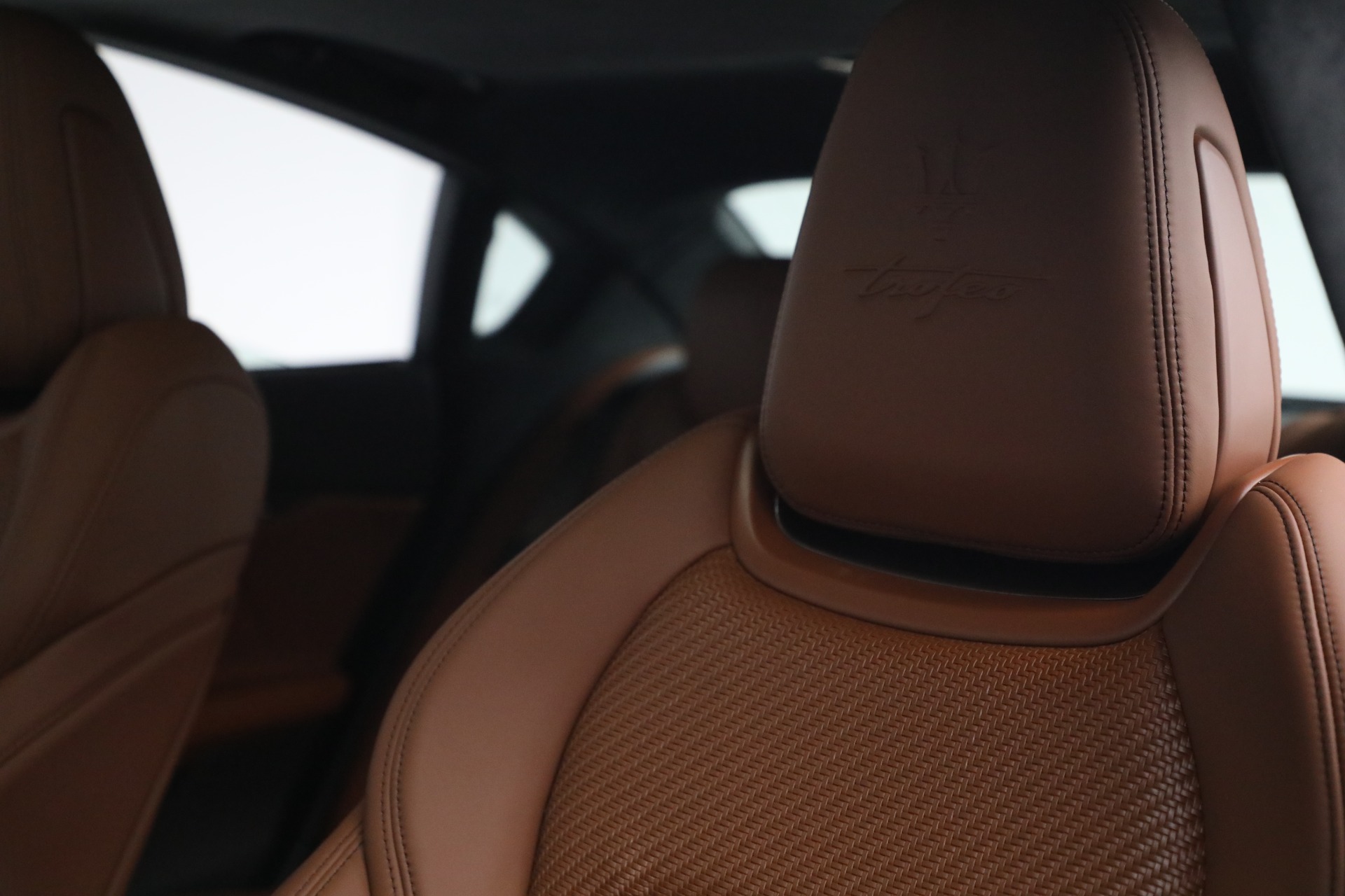 New-2022-Maserati-Quattroporte-Trofeo