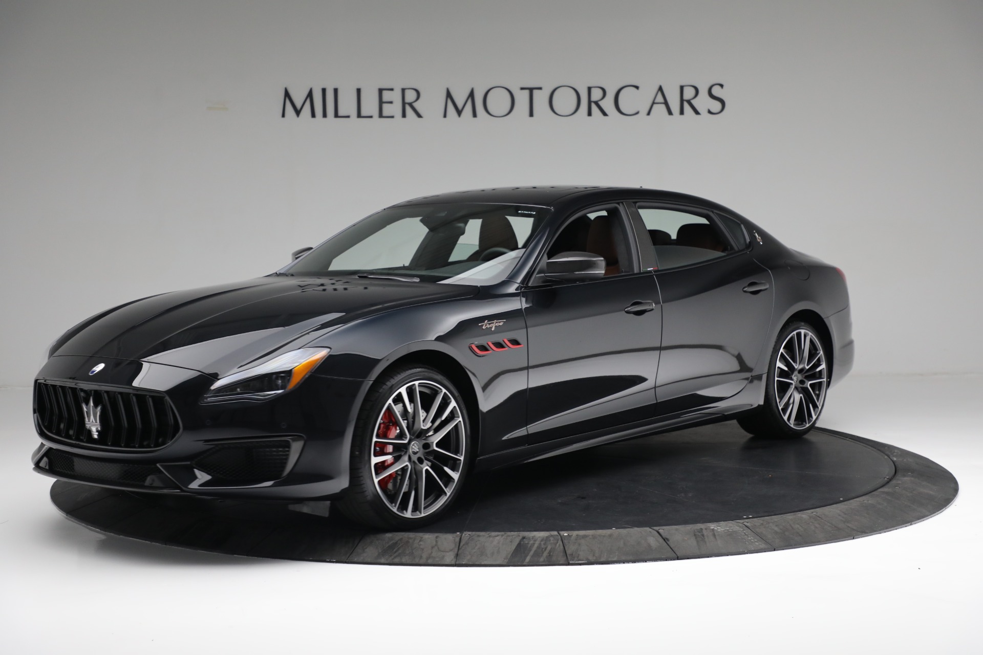 New-2022-Maserati-Quattroporte-Trofeo