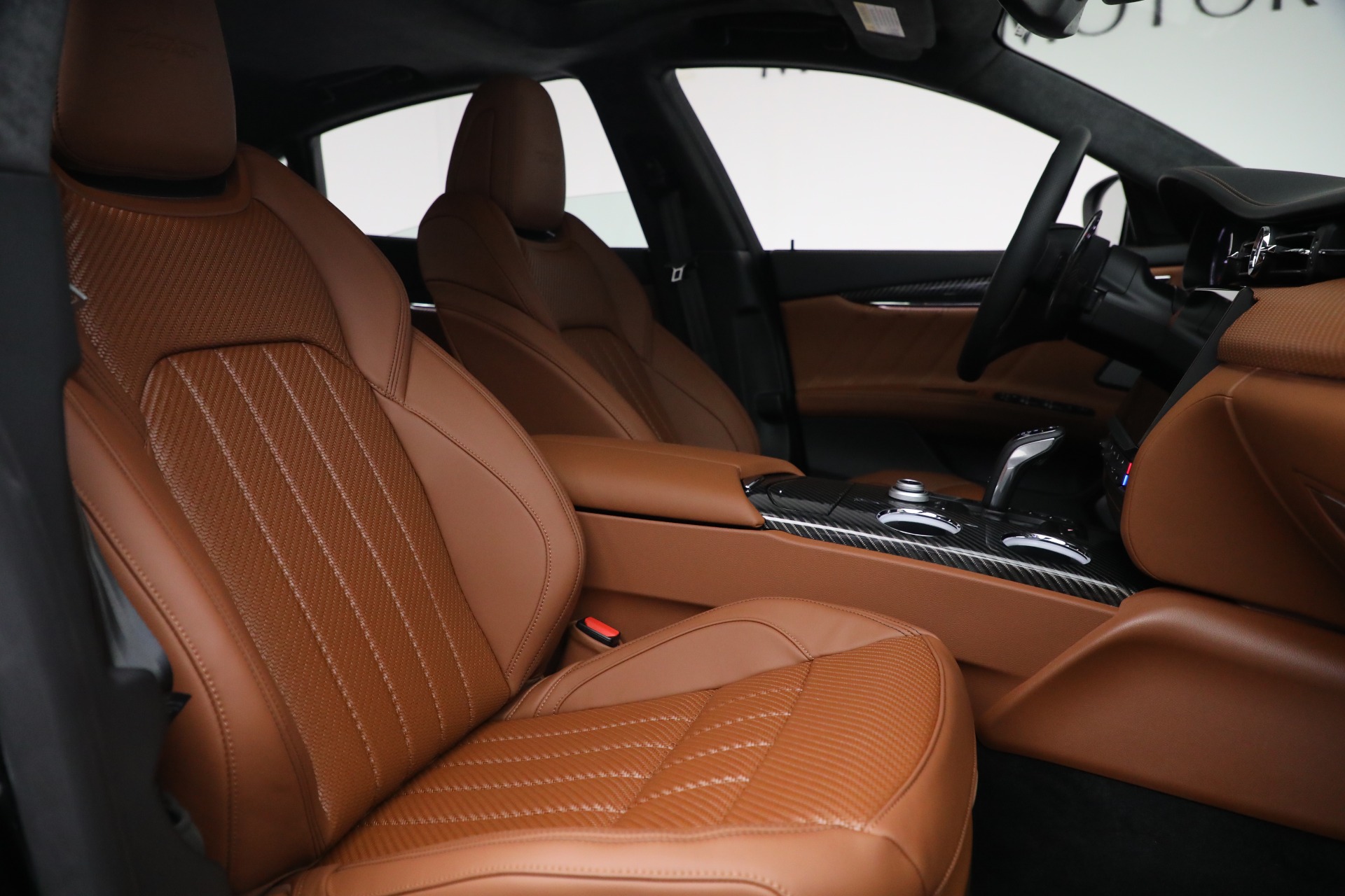 New-2022-Maserati-Quattroporte-Trofeo