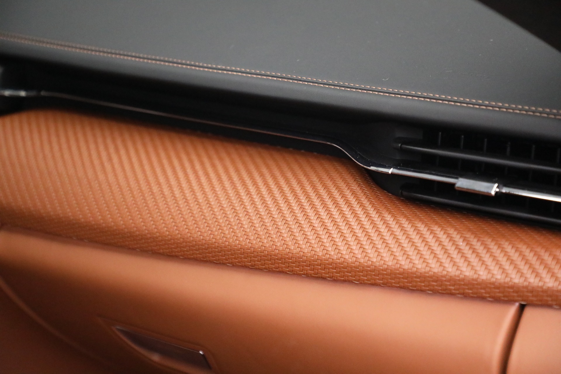 New-2022-Maserati-Quattroporte-Trofeo