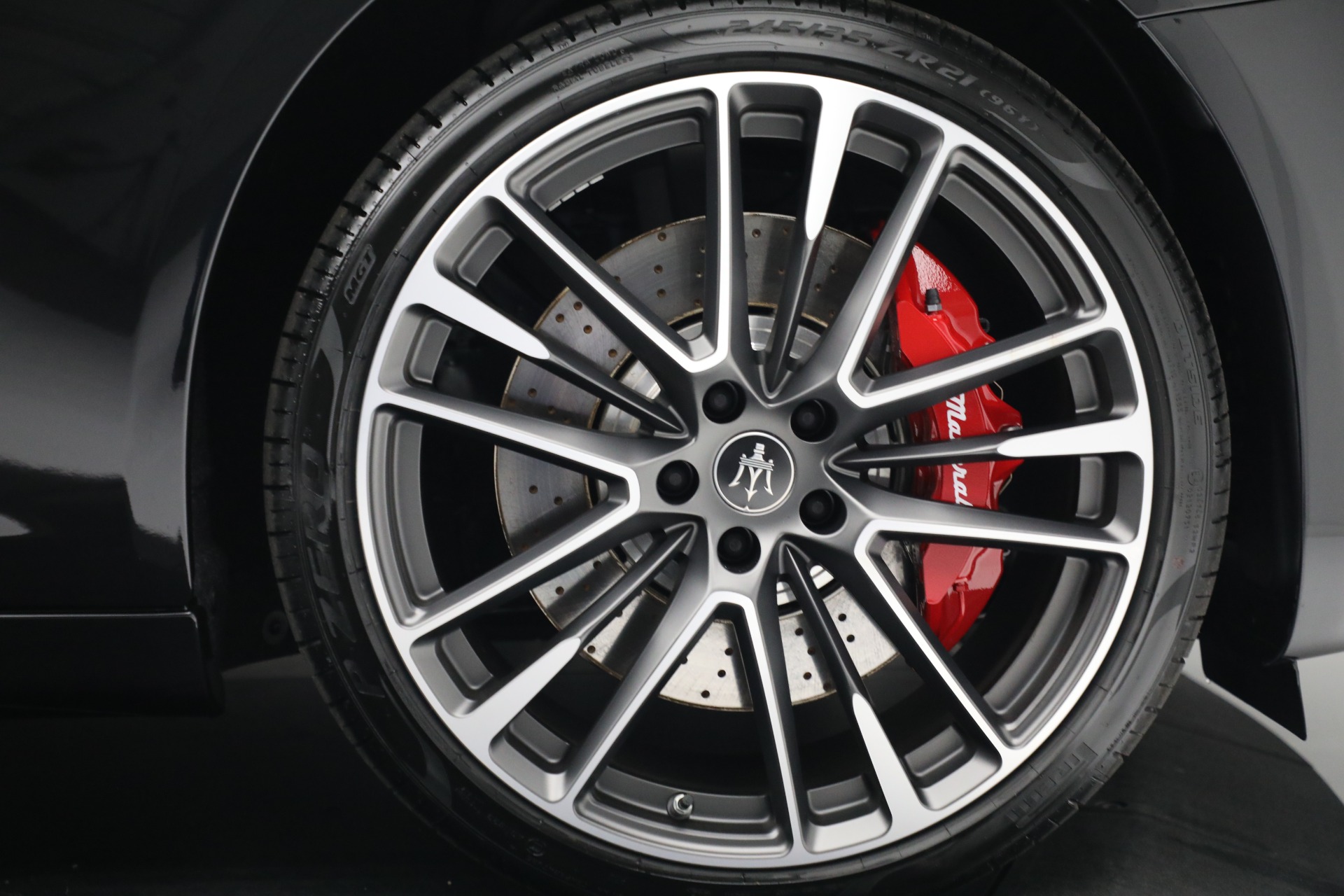 New-2022-Maserati-Quattroporte-Trofeo