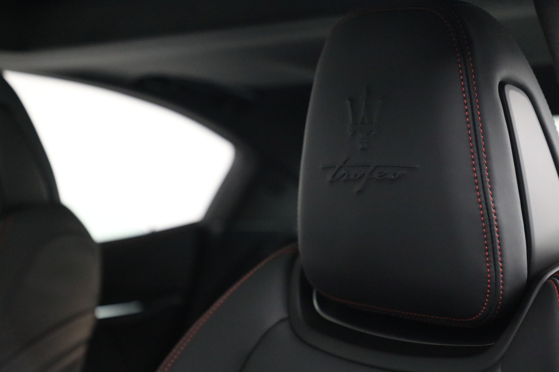 New-2022-Maserati-Ghibli-Trofeo